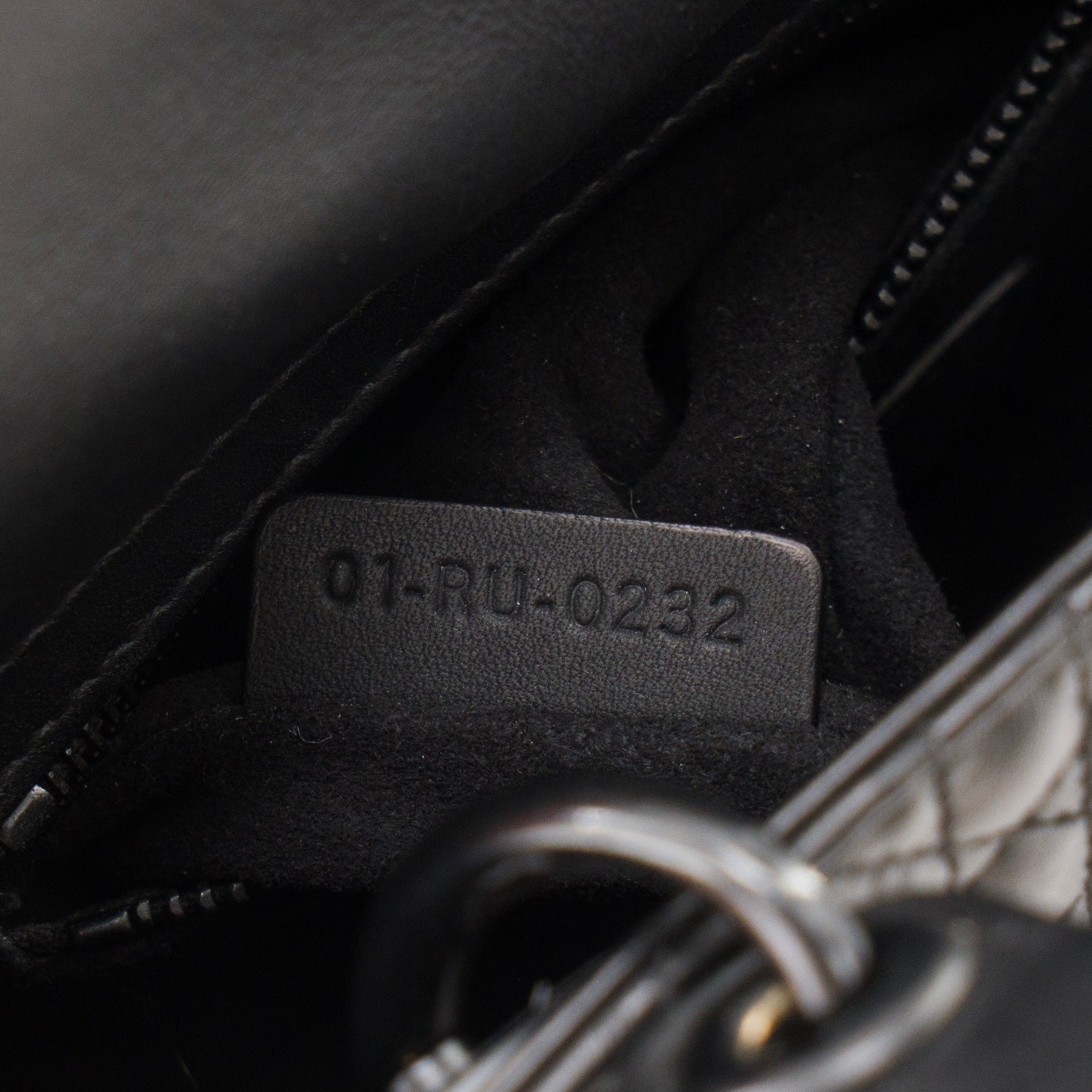 DIOR - Sac à bandoulière Lady Dior mini en cuir cannage full black