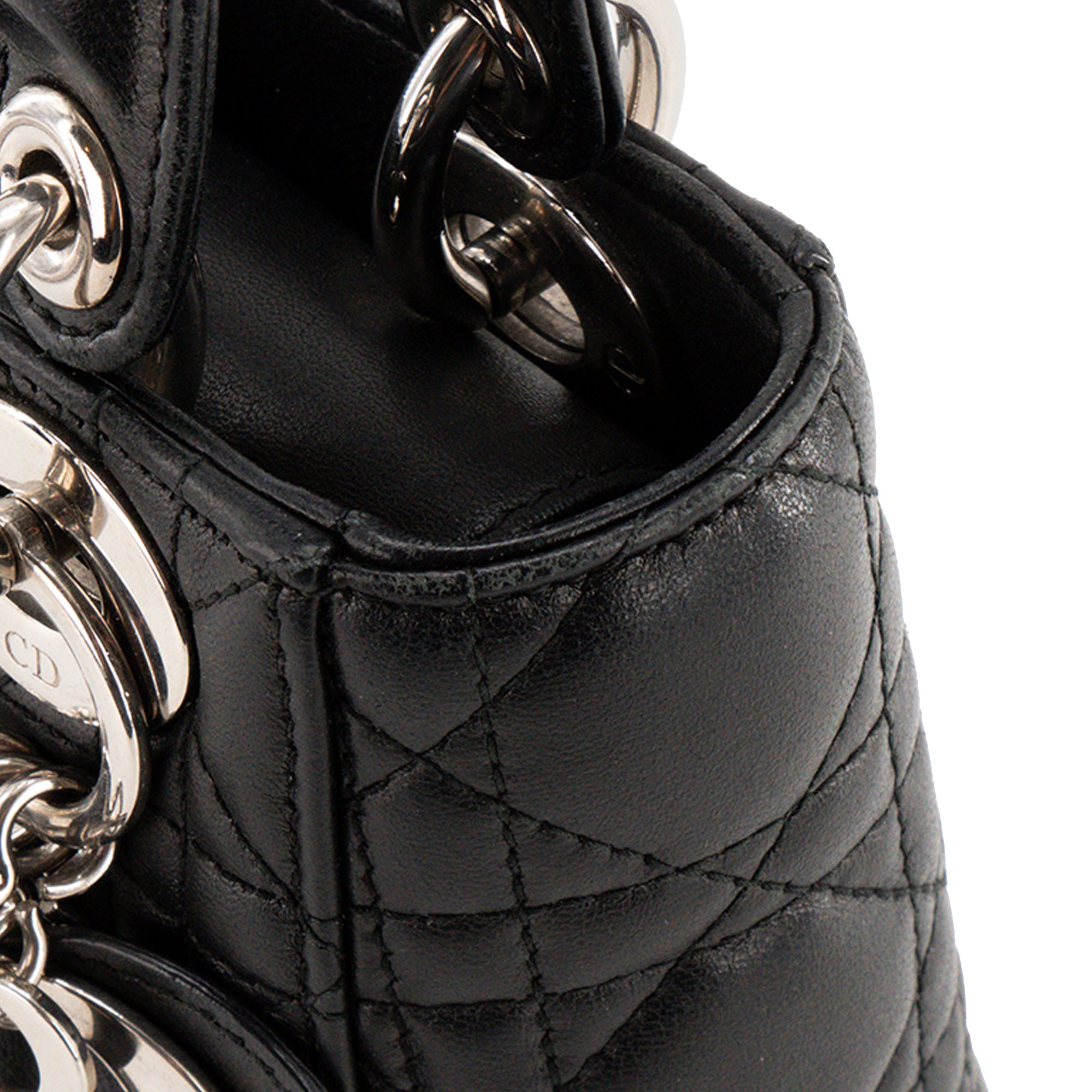 DIOR - Sac à bandoulière Lady Dior mini en cuir cannage noir