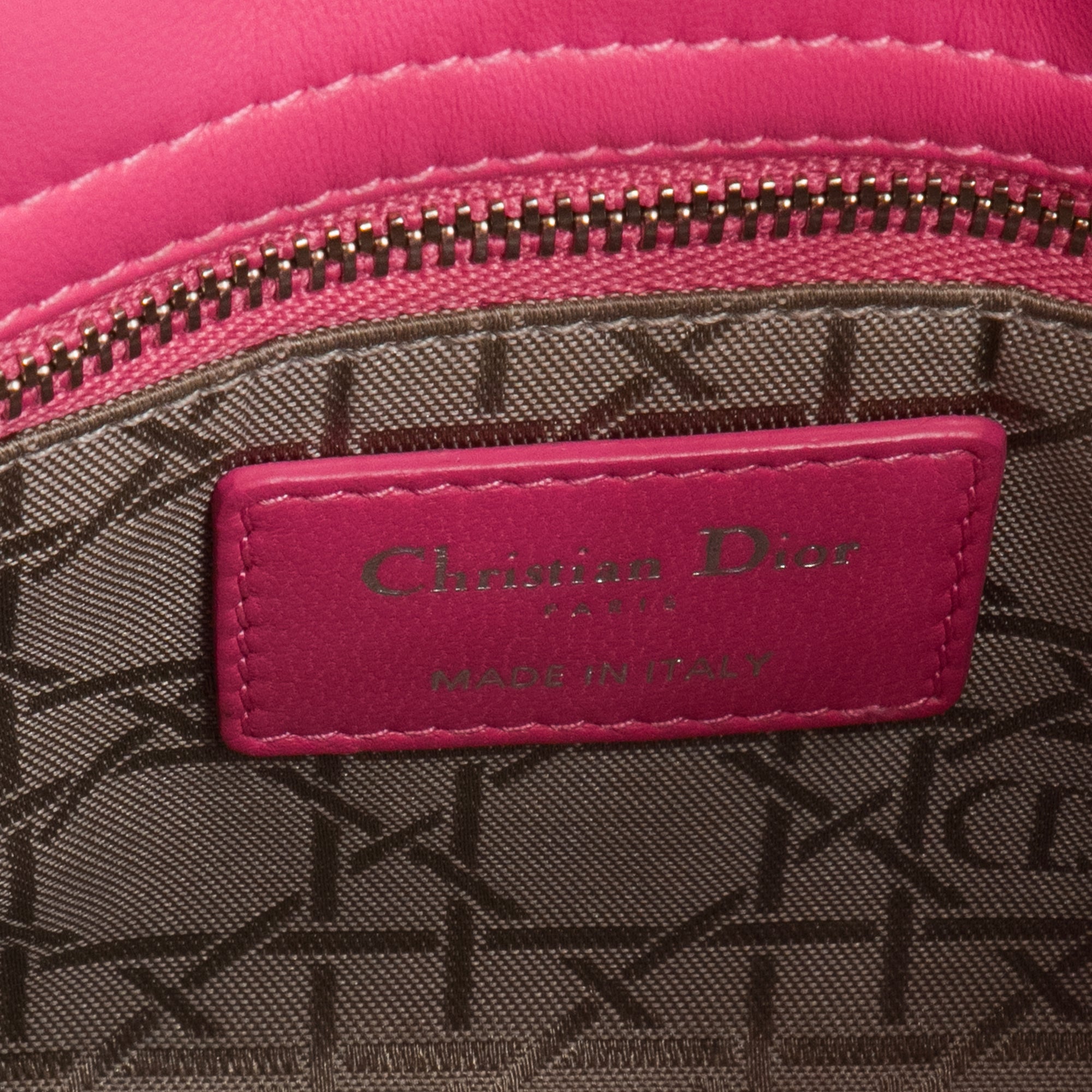 DIOR - Sac à bandoulière Lady Dior mini en cuir cannage rose