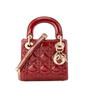 DIOR - Sac à bandoulière Lady Dior mini en cuir cannage verni rouge