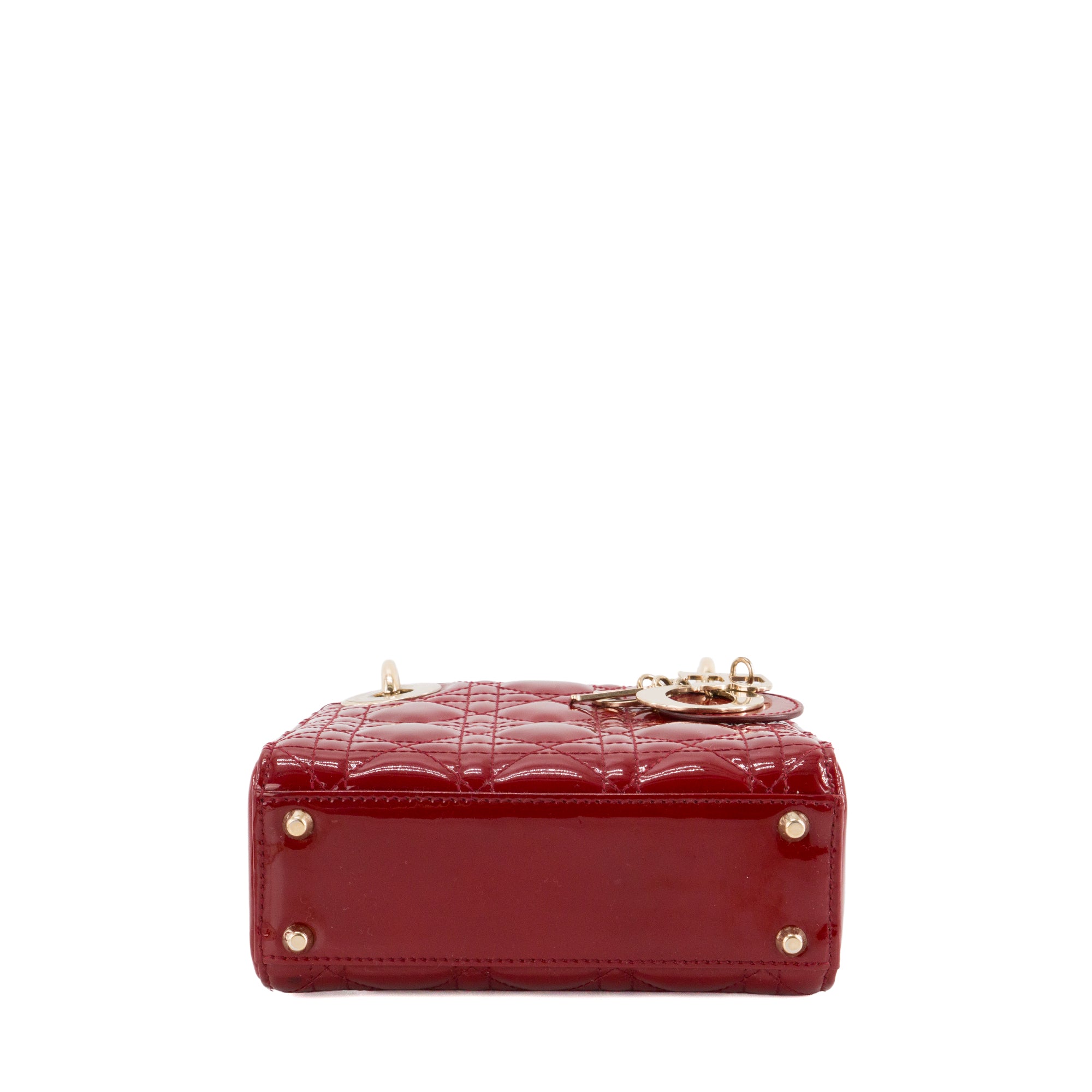 DIOR - Sac à bandoulière Lady Dior mini en cuir cannage verni rouge
