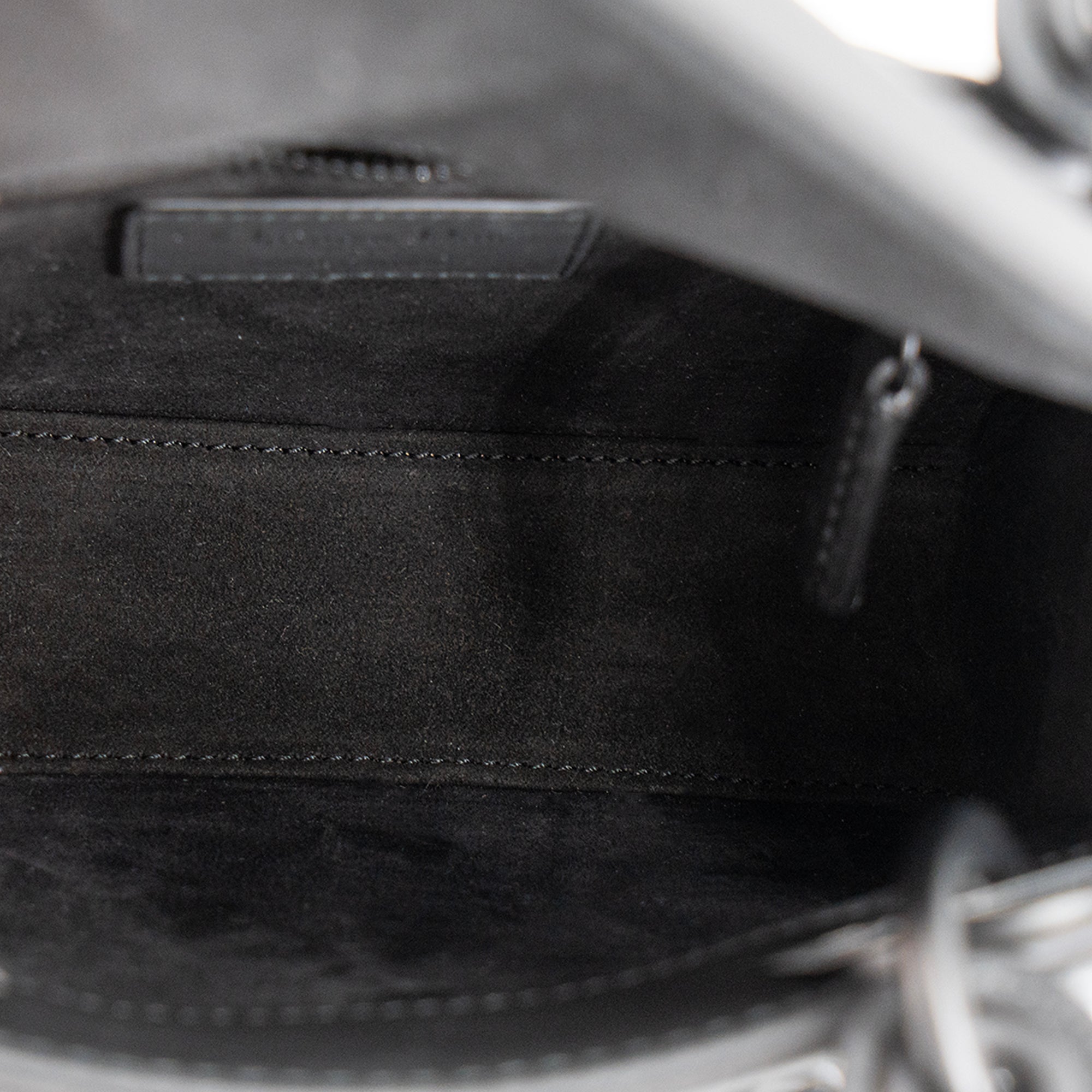 DIOR - Sac à bandoulière Lady Dior mini en cuir noir so black