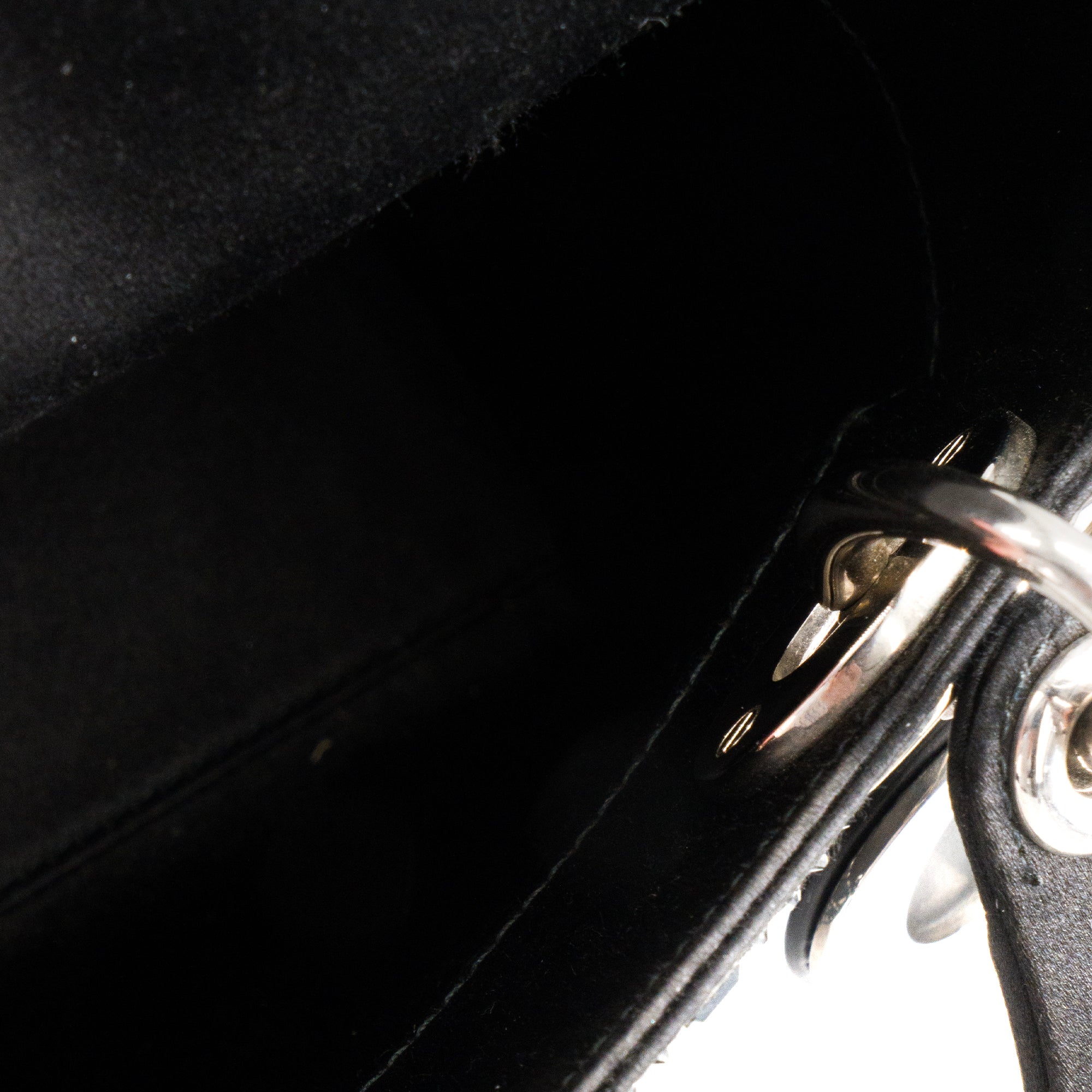DIOR - Sac à bandoulière Lady Dior mini en satin à strass noir