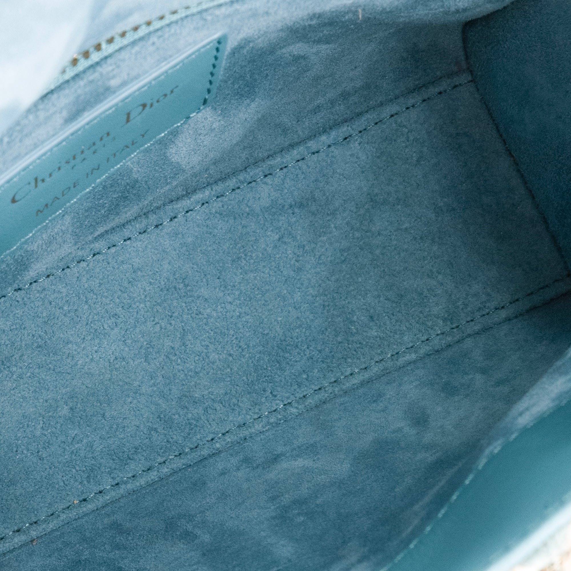 DIOR - Sac à bandoulière Lady Dior mini en toile et cuir bleu édition limitée