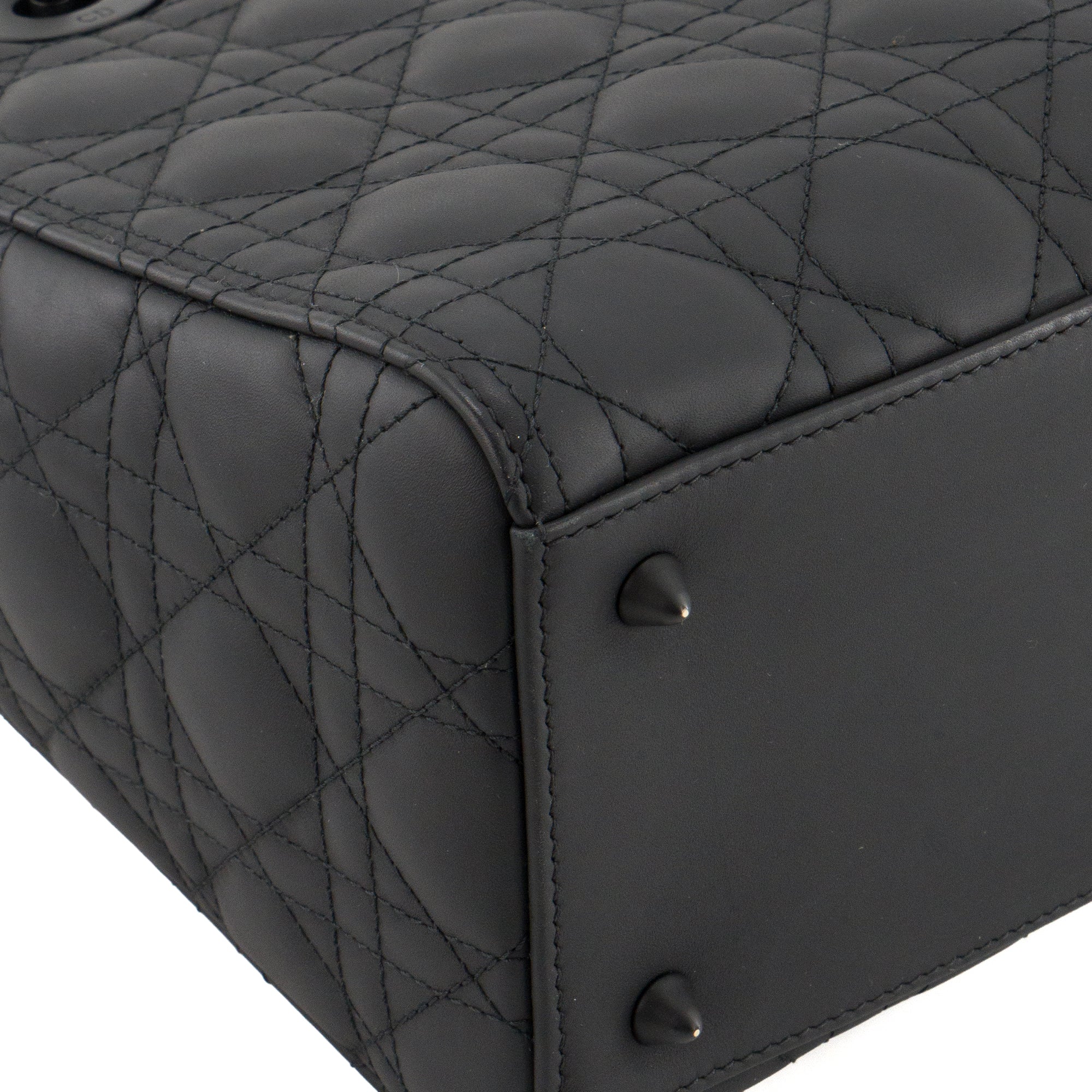 DIOR - Sac à bandoulière Lady Dior Moyen Dior en cuir cannage full black