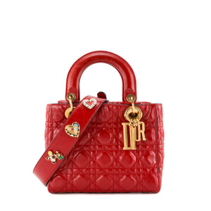 DIOR - Sac à bandoulière Lady Dior Small Dior en cuir froissé rouge
