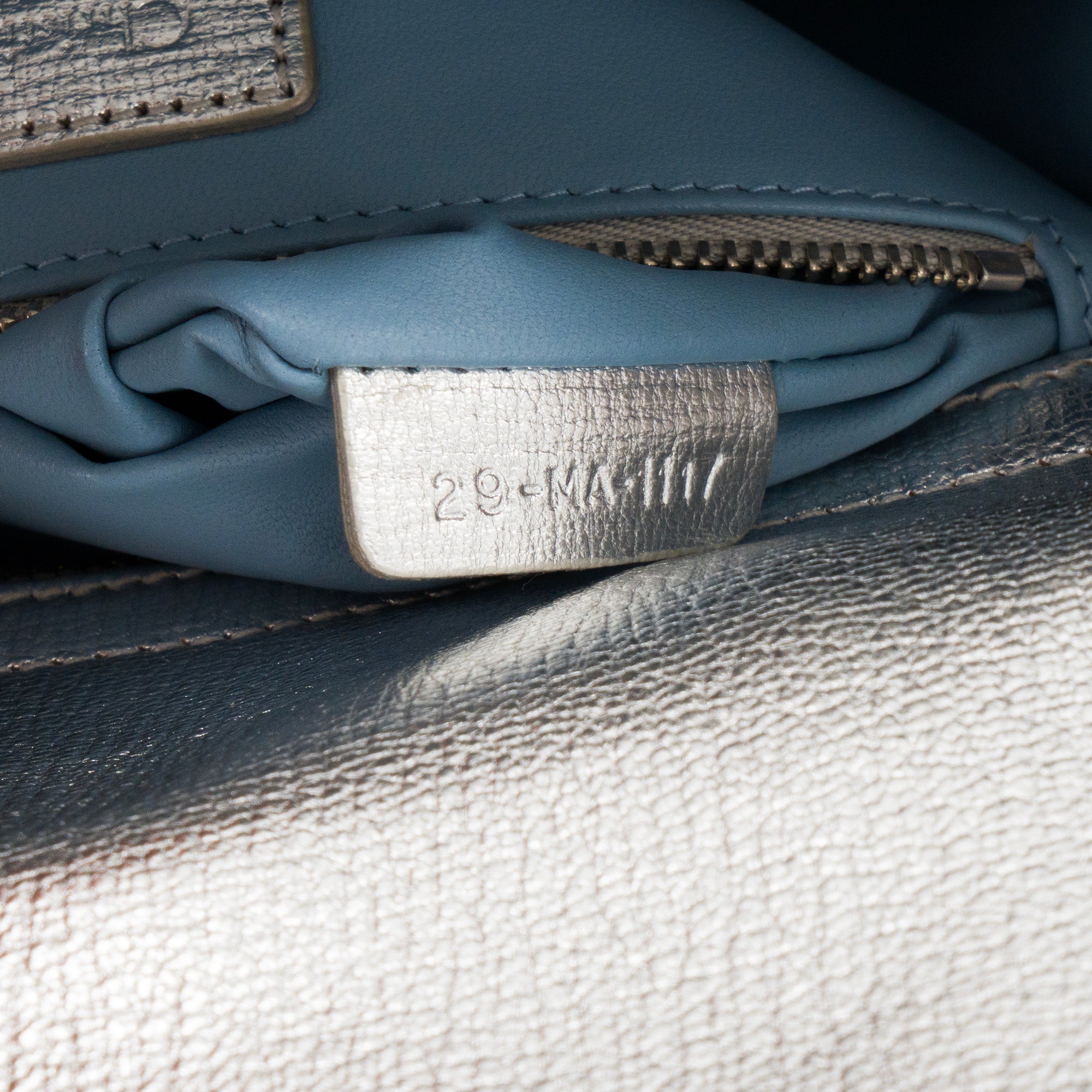 DIOR - Sac à bandoulière Lady Dior Small en cuir grainé métallisé édition limitée