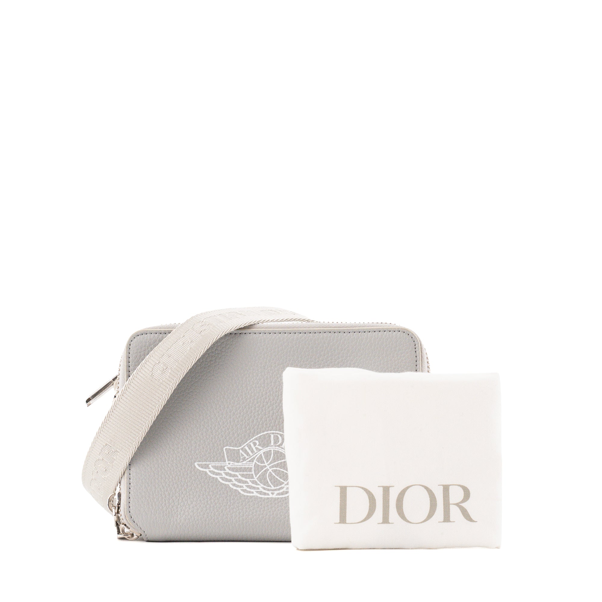 DIOR - Limited Edition Dior Jordan Wings x Dior Messenger Shoulder Bag in Grey Grained Leather