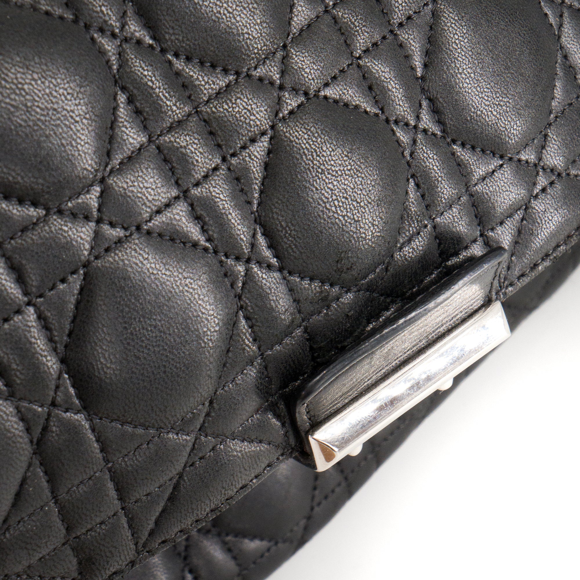 DIOR - Sac à bandoulière Miss Dior en cuir lisse noir