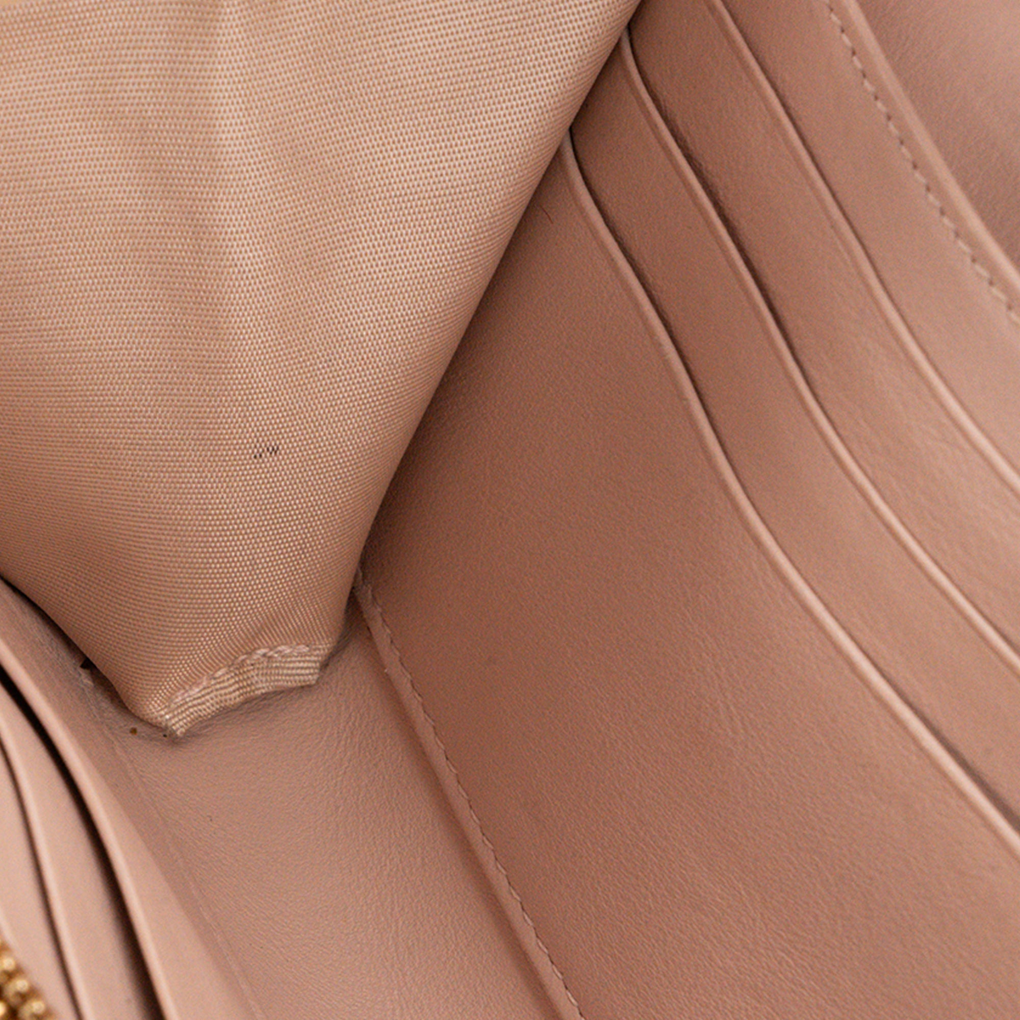DIOR - Sac à bandoulière Wallet On Chain Diorama Dior en cuir verni beige