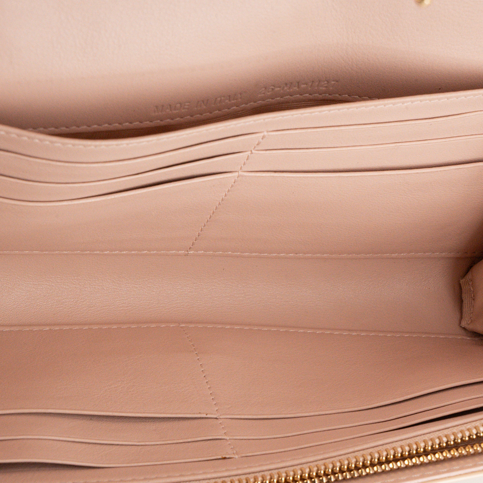 DIOR - Sac à bandoulière Wallet On Chain Diorama Dior en cuir verni beige