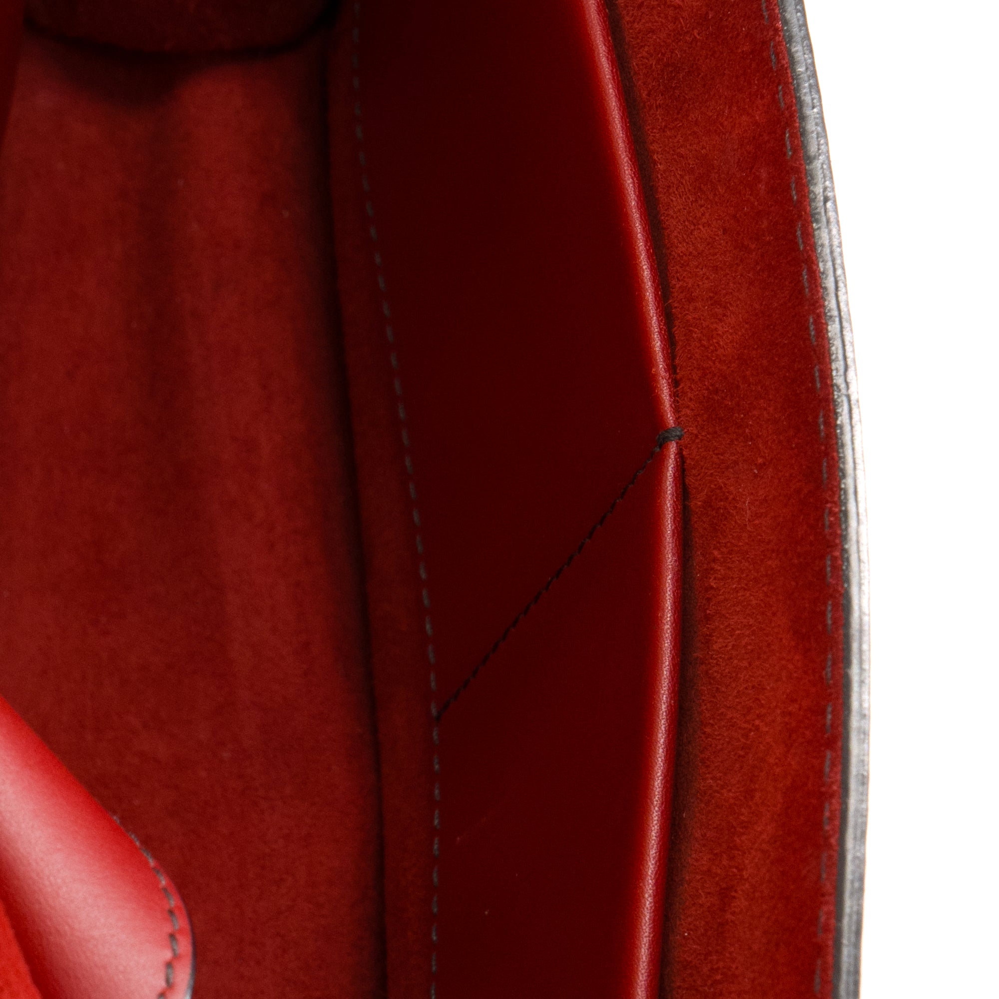 DIOR - Sac à épaule J'Adior Dior en cuir rouge