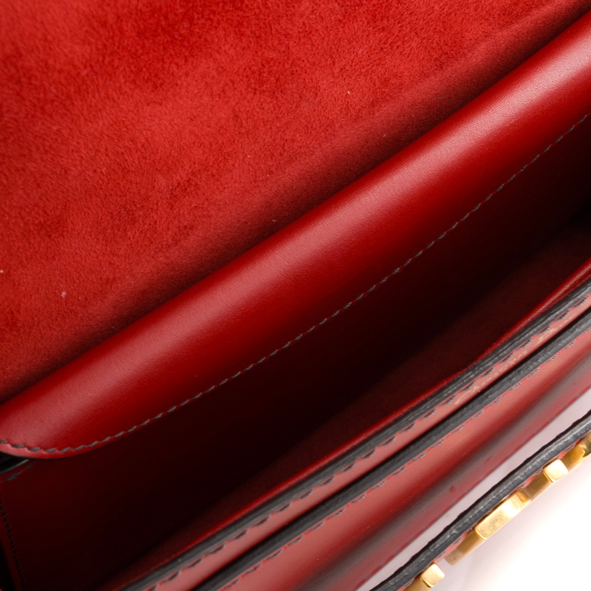 DIOR - Sac à épaule J'Adior Dior en cuir rouge