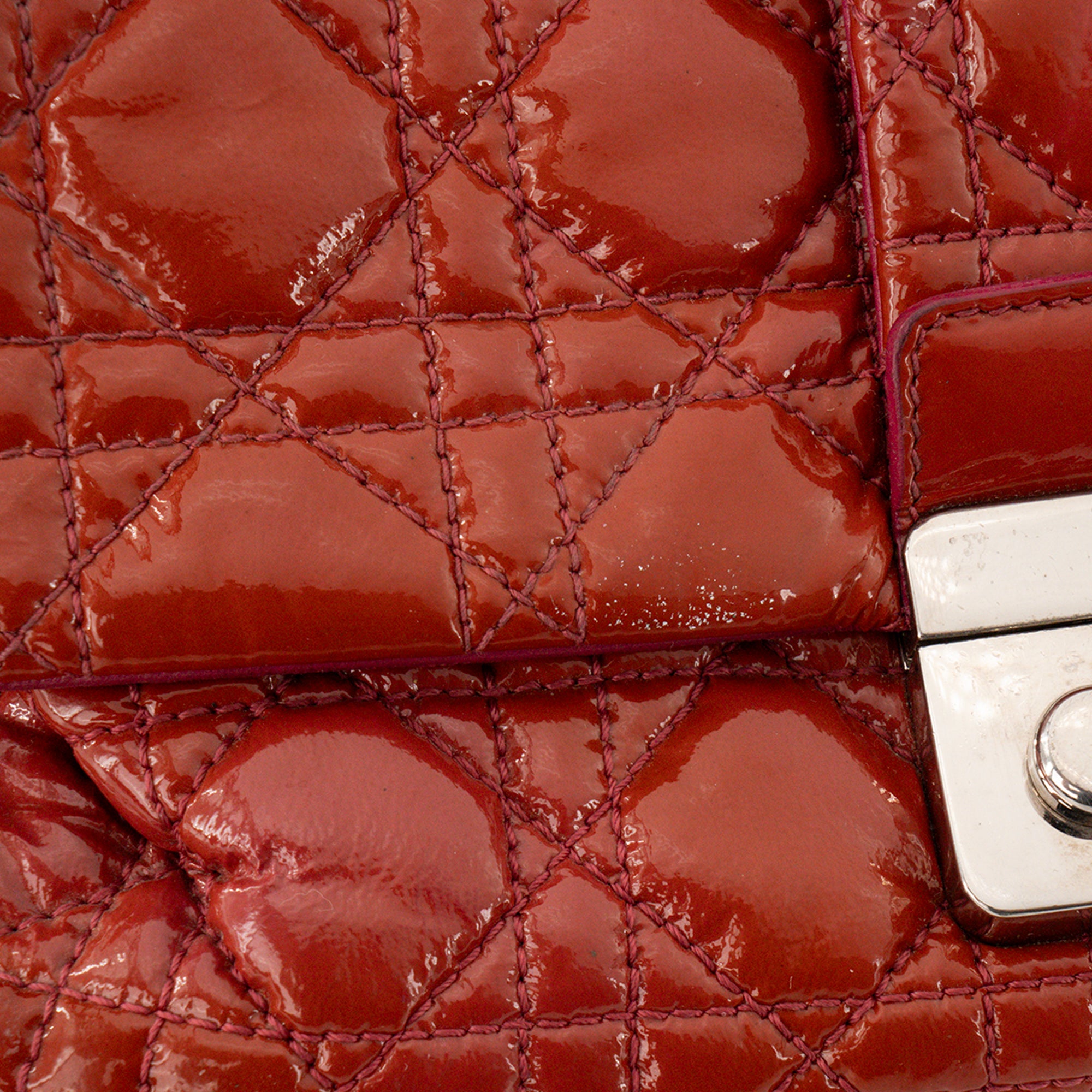 DIOR - Sac à épaule Miss dior en cuir cannage verni rouge