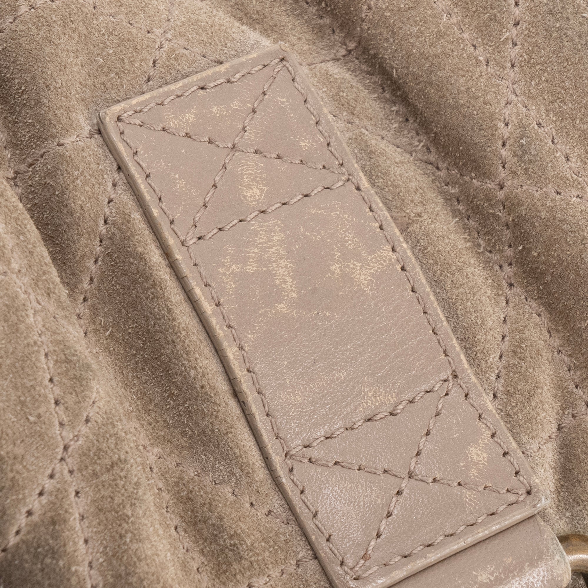 DIOR - Sac à main Drawstring Dior en daim gris vintage