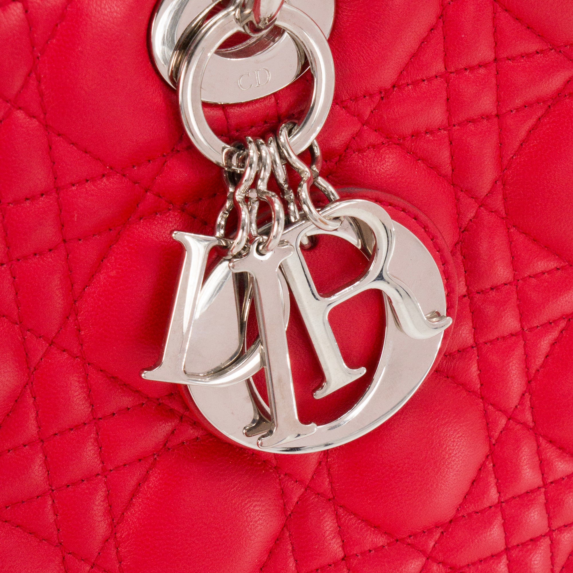 DIOR - Sac à main Lady Dior large en cuir cannage rose