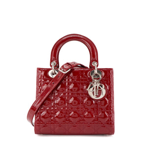 DIOR - Sac à main Lady Dior medium Dior en cuir verni rouge
