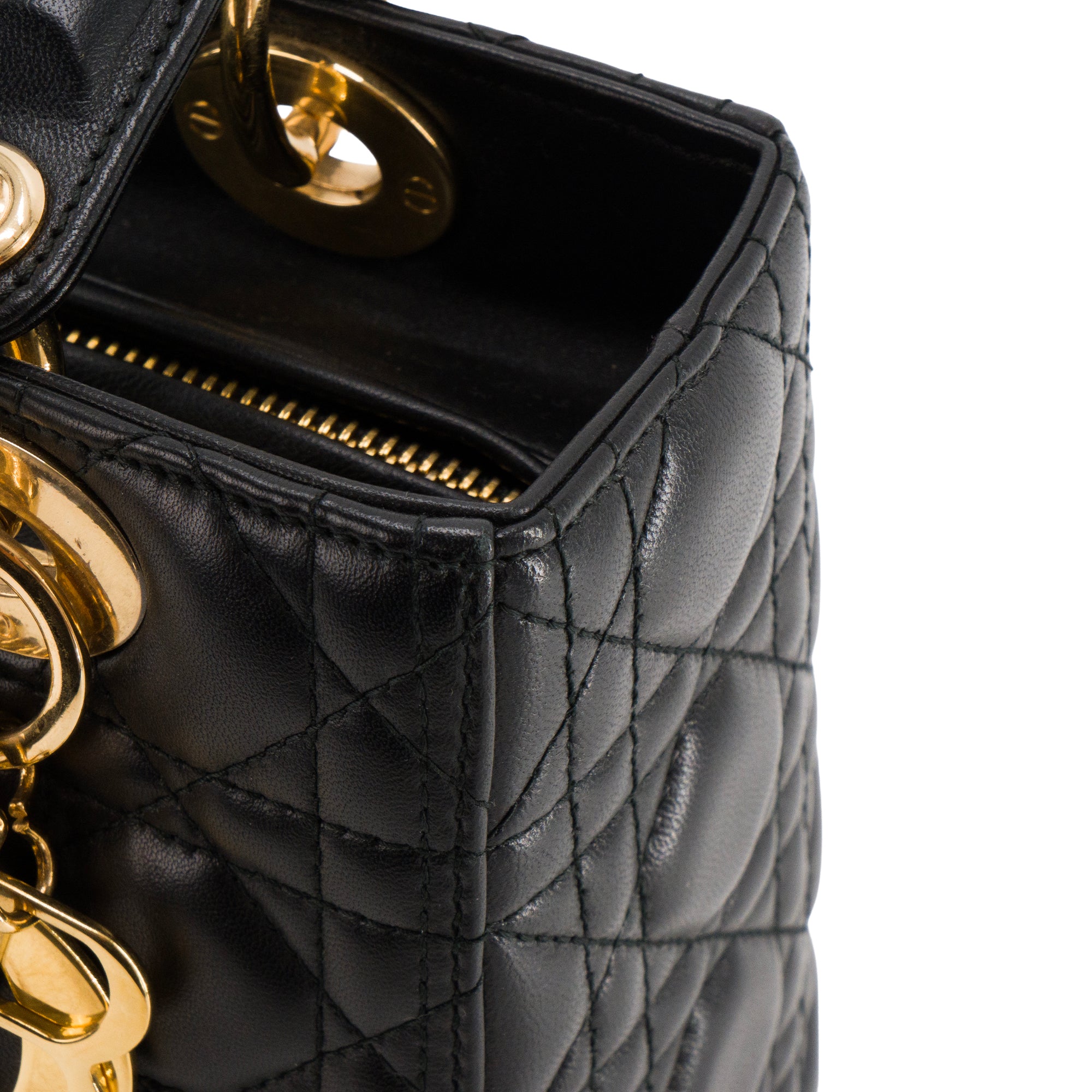 DIOR - Sac à main Lady Dior medium en cuir cannage noir