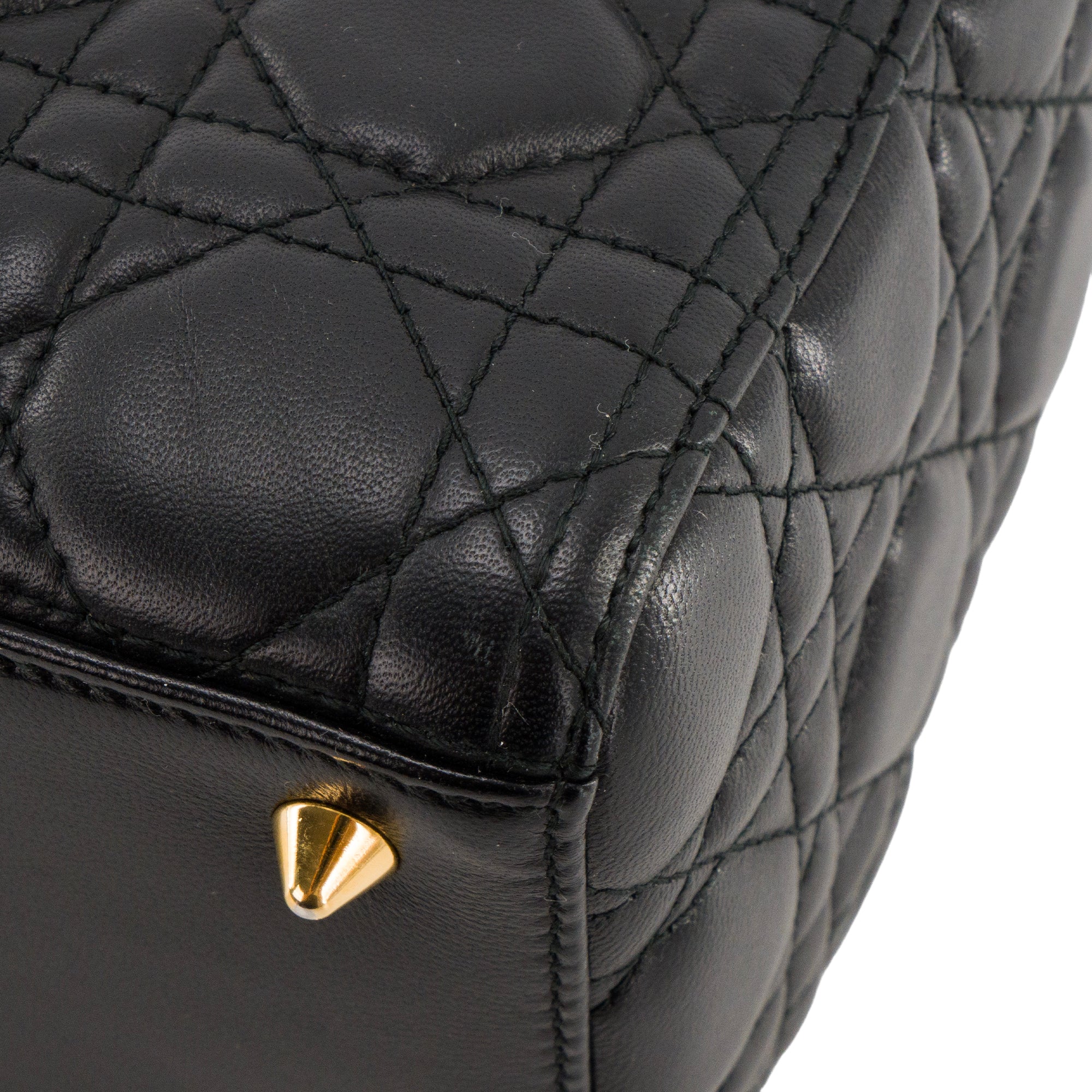 DIOR - Sac à main Lady Dior medium en cuir cannage noir