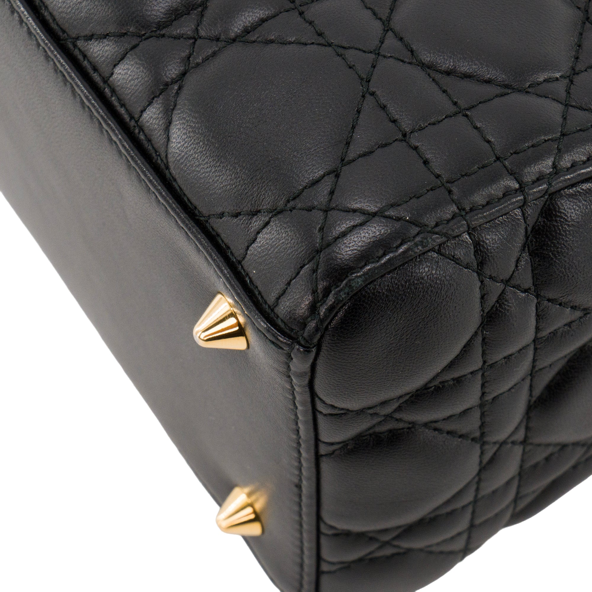 DIOR - Sac à main Lady Dior medium en cuir cannage noir