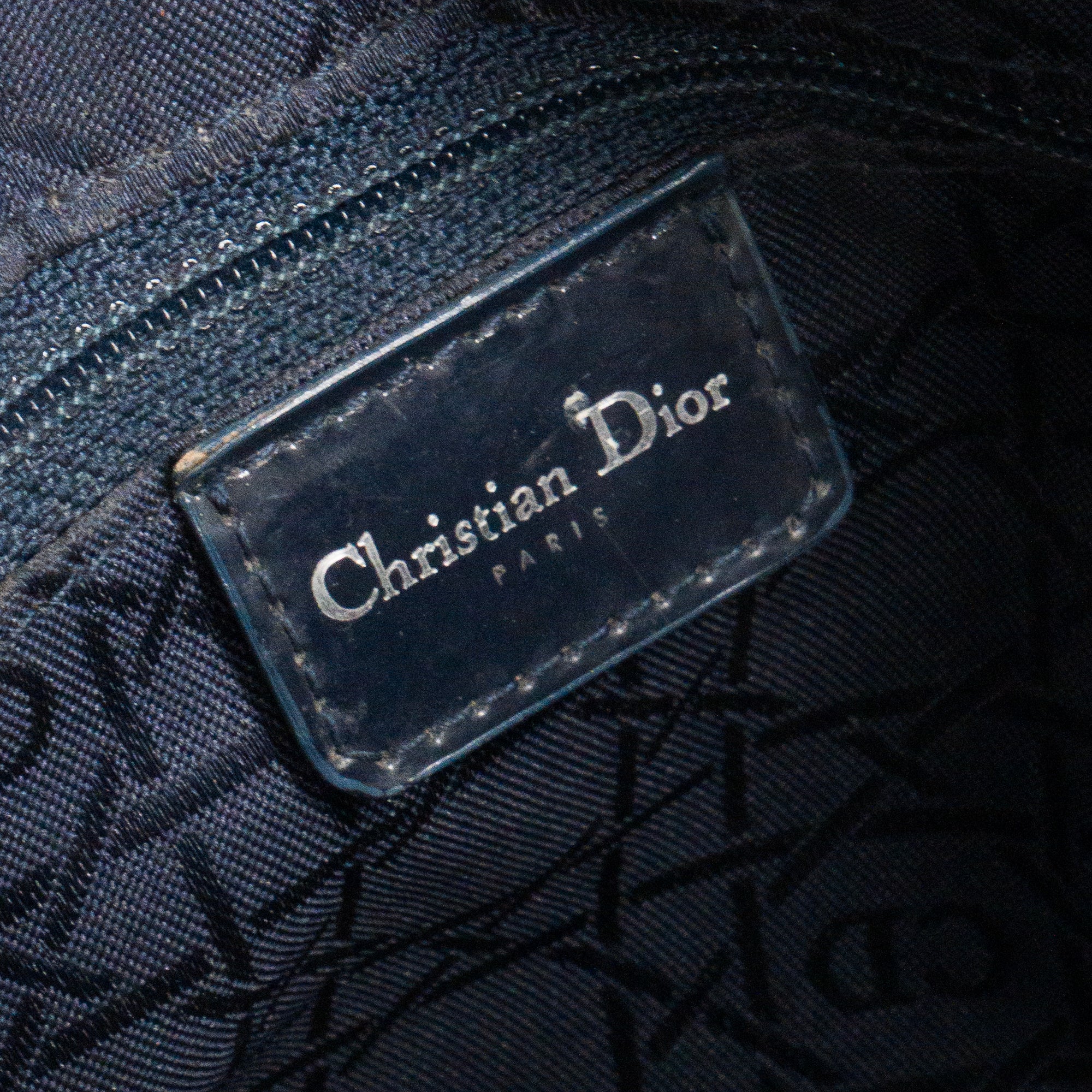DIOR - Sac à main Lady Dior Medium en denim cannage bleu clair vintage