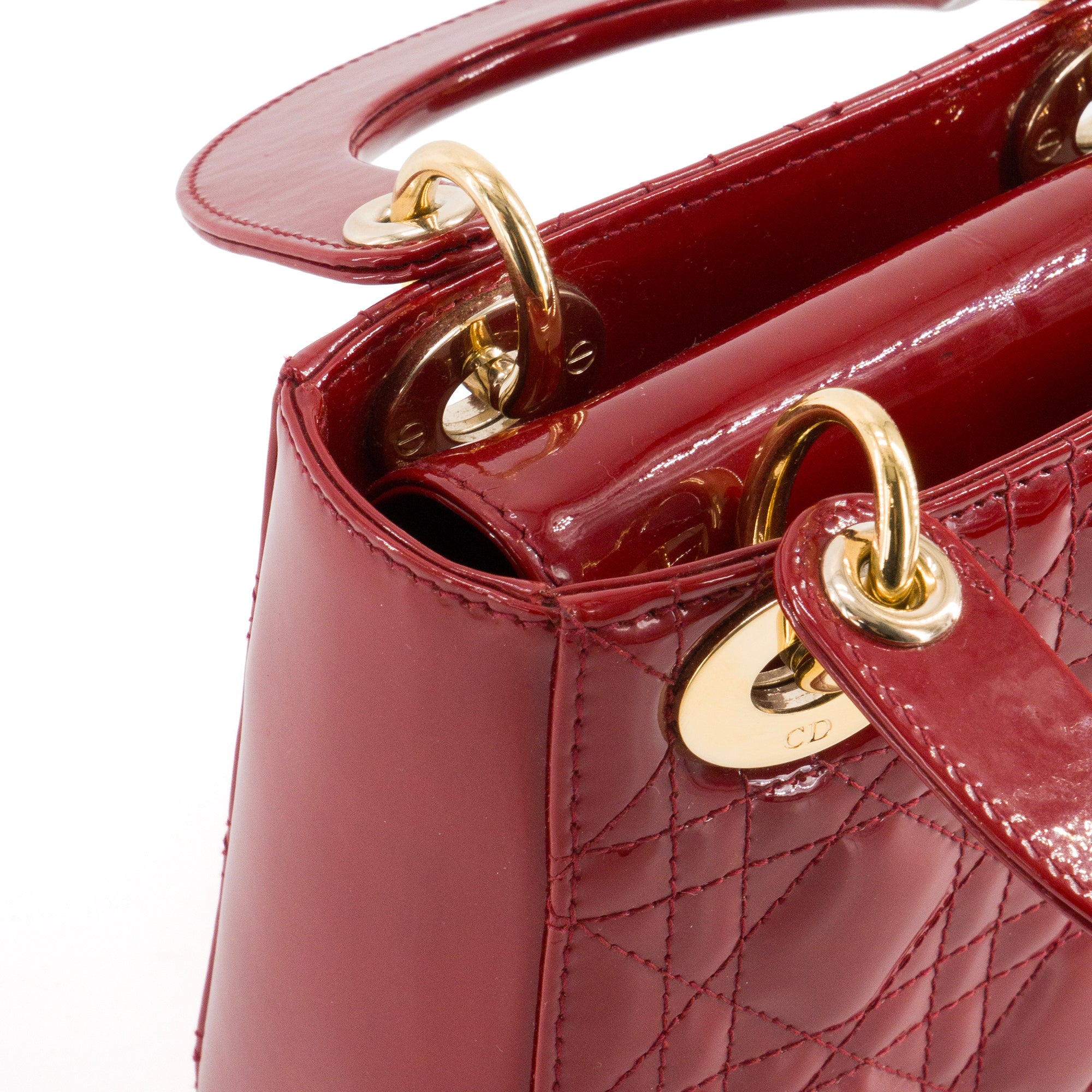 DIOR - Sac à main Lady Dior mini Dior en cuir verni rouge bordeaux