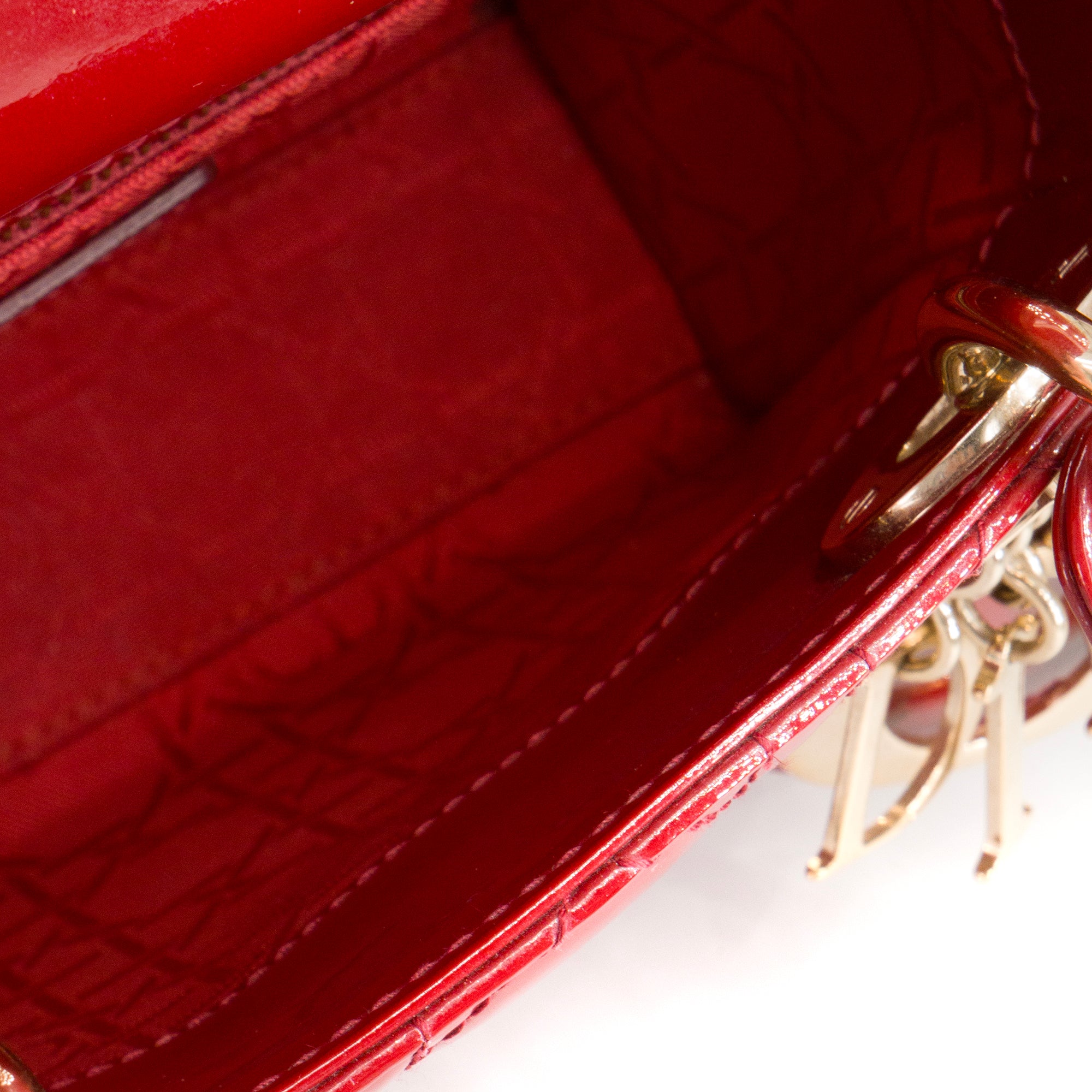 DIOR - Sac à main Lady Dior mini Dior en cuir verni rouge