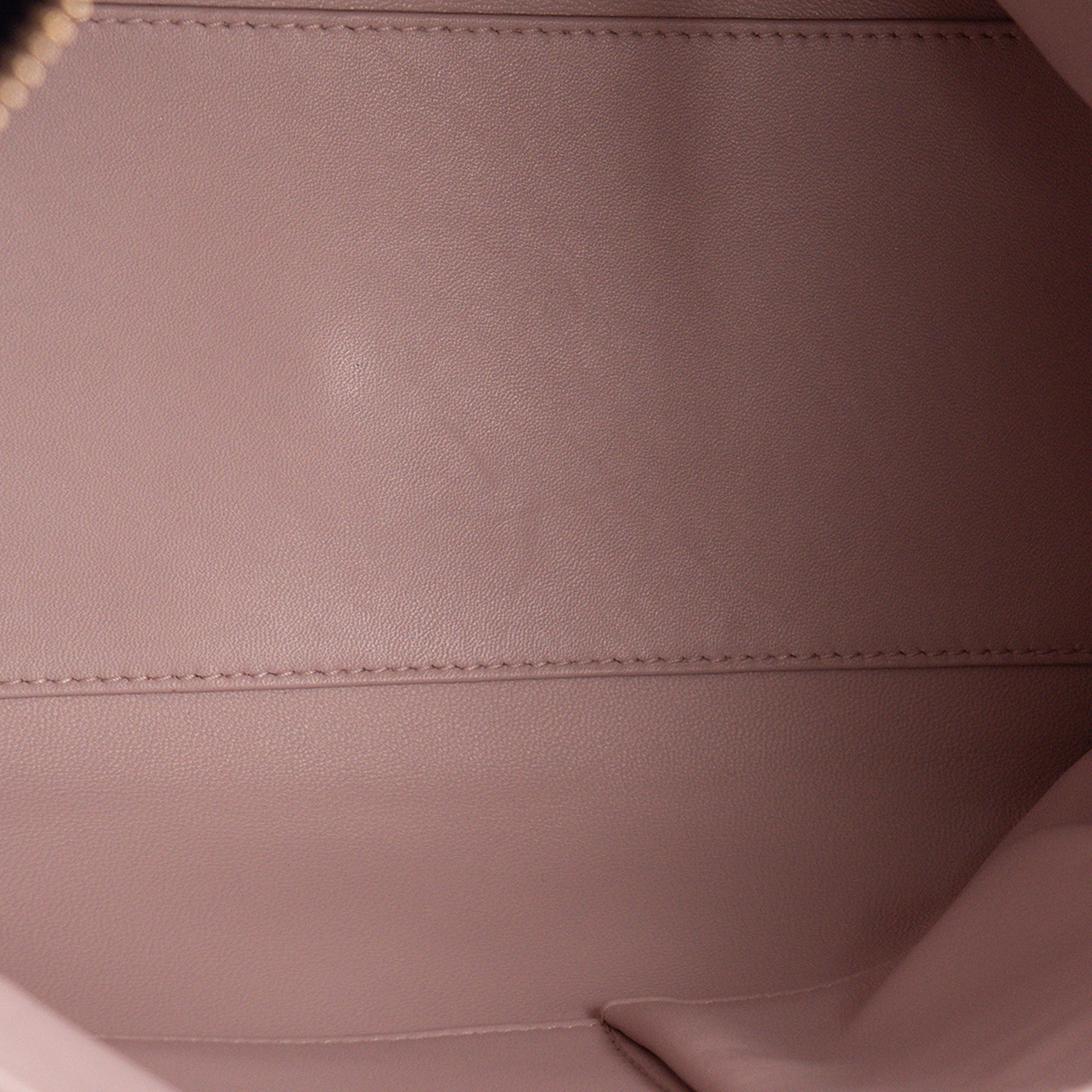 DIOR - Sac Cabas à bandoulière Diorissimo Large Dior en cuir grainé rose et violet