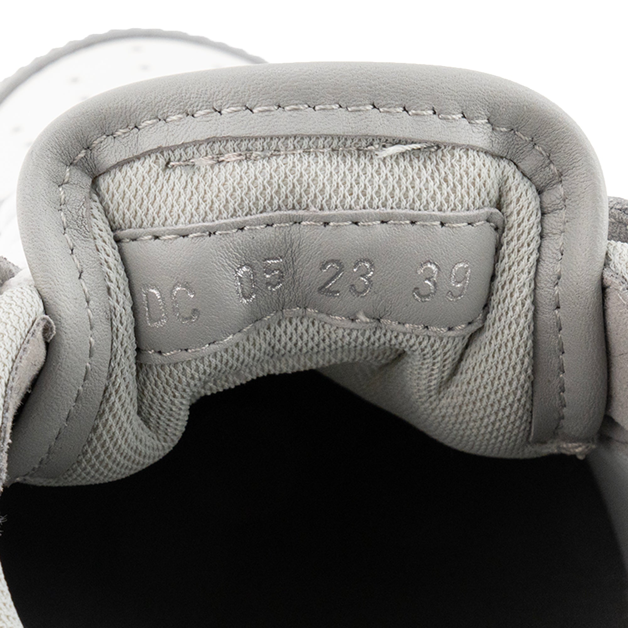 DIOR - Sneakers B25 Runner Dior en toile monogrammée et cuir lisse gris (T39)