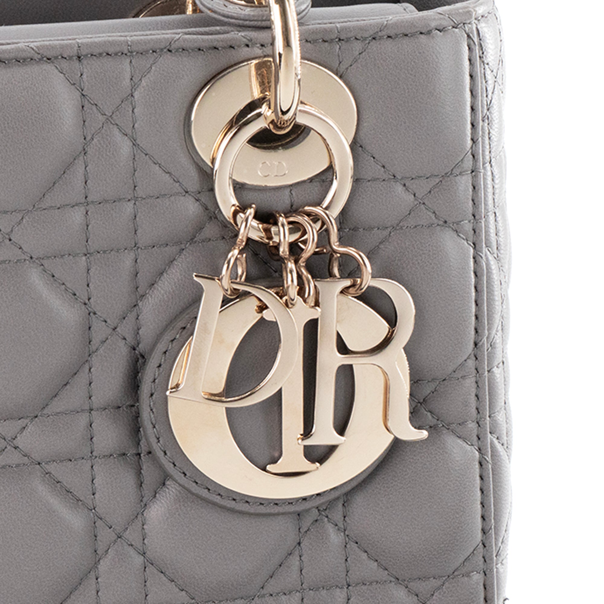 DIOR - Sac à bandoulière Lady Dior Small Dior en cuir lisse gris édition limitée