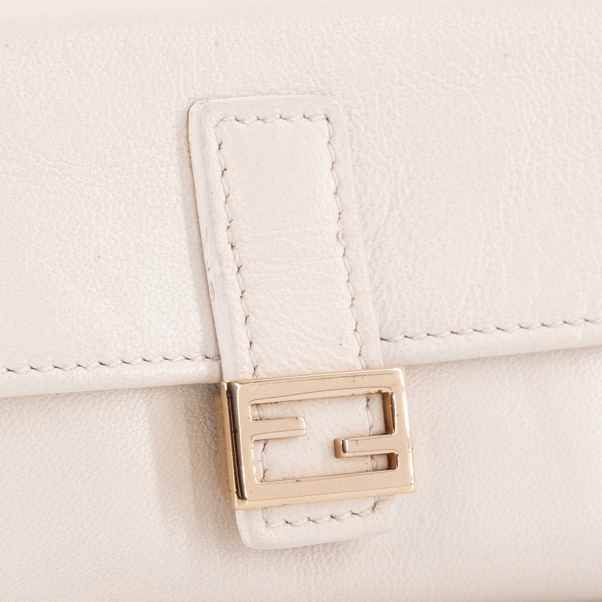 FENDI - Pochette clés Fendi en cuir crème