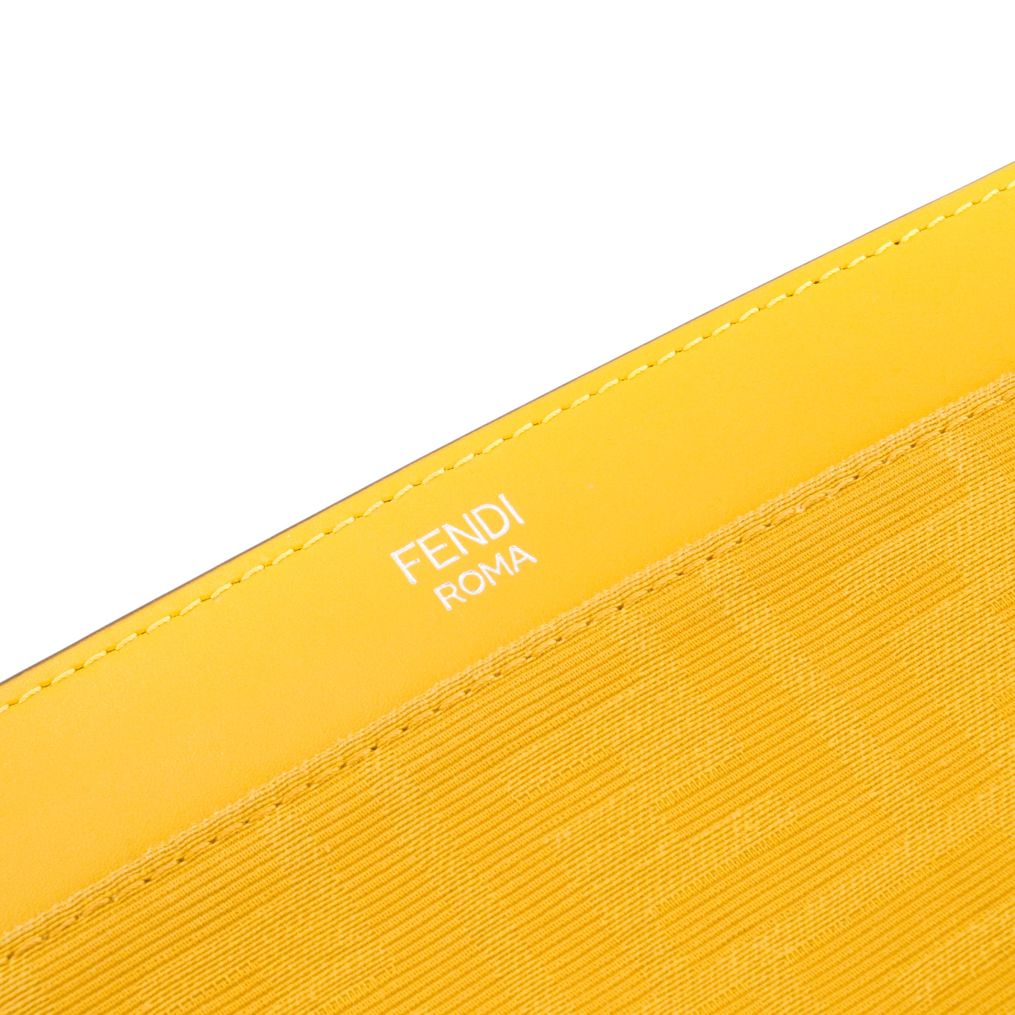 FENDI - Pochette plate FF moyen modèle Fendi en toile jacquard jaune