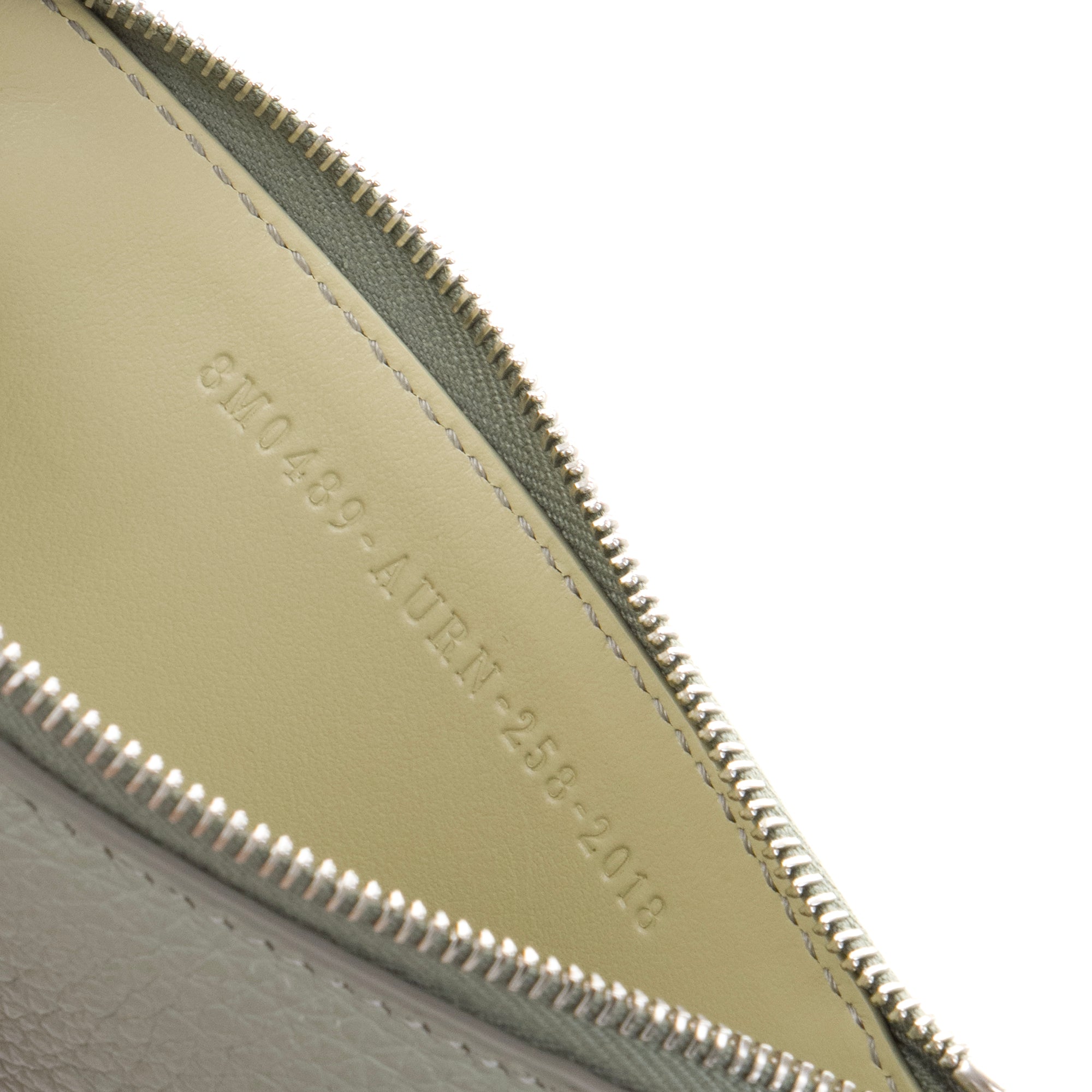 FENDI - Porte-cartes Peekaboo Fendi en cuir grainé vert d'eau