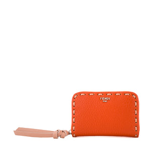 FENDI - Porte-monnaie Peekaboo Fendi en cuir grainé orange
