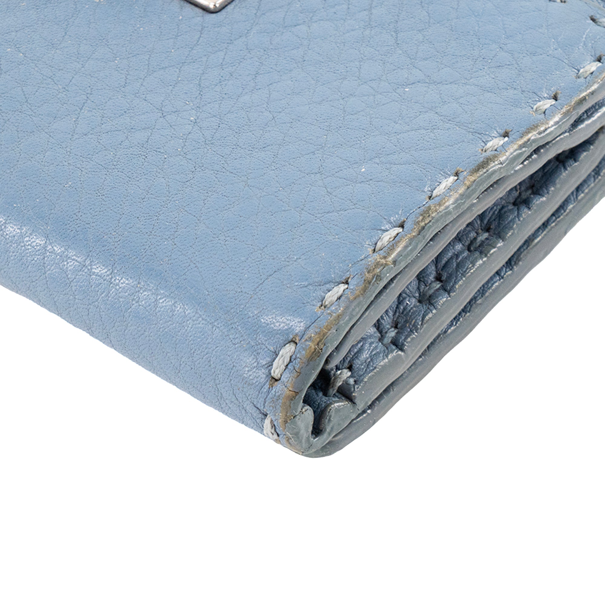 FENDI - Porte-monnaie Peekaboo Selleria Fendi en cuir grainé bleu gris