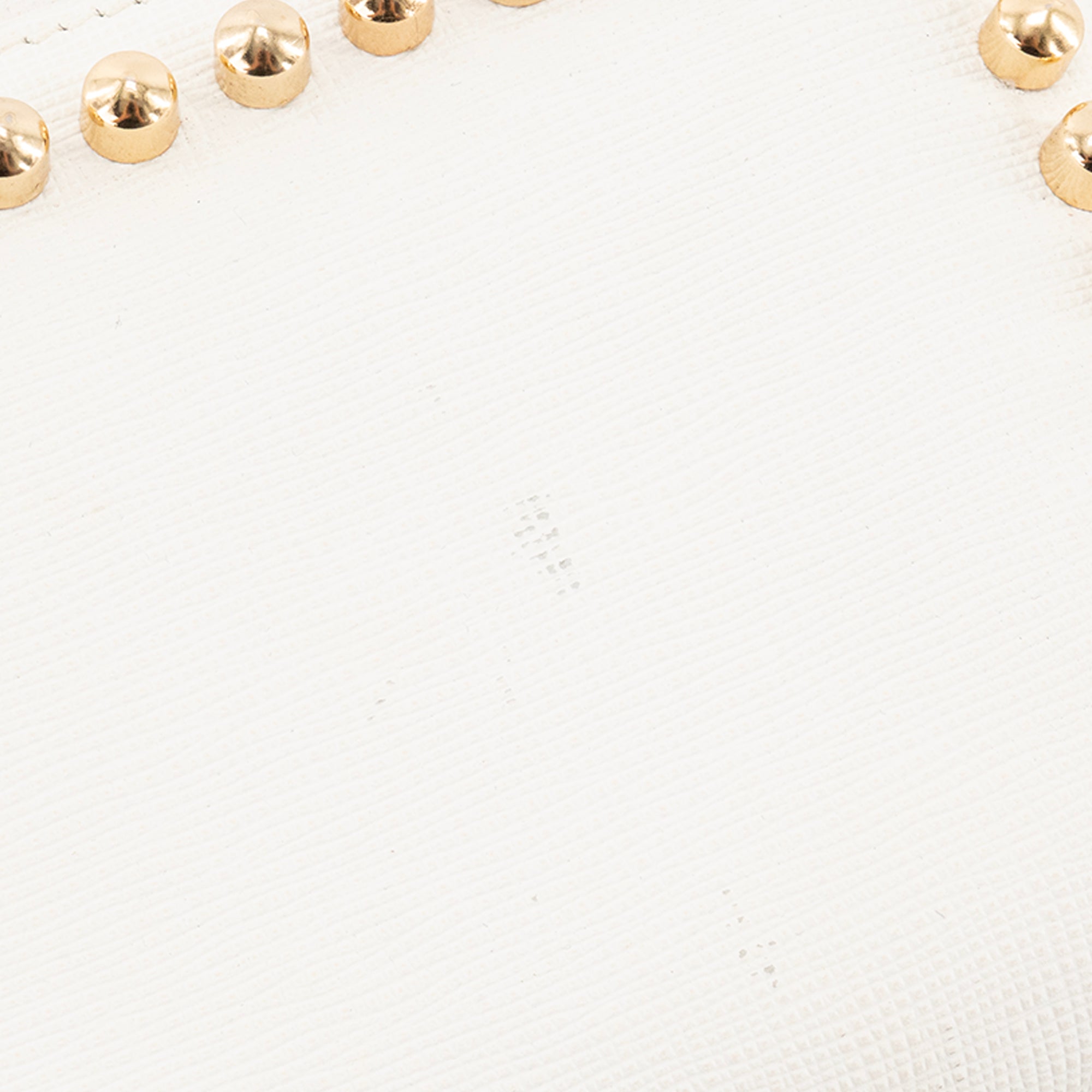 FENDI - Portefeuille Zippy Karlito Karl Lagerfeld x Fendi en cuir grainé blanc édition limitée