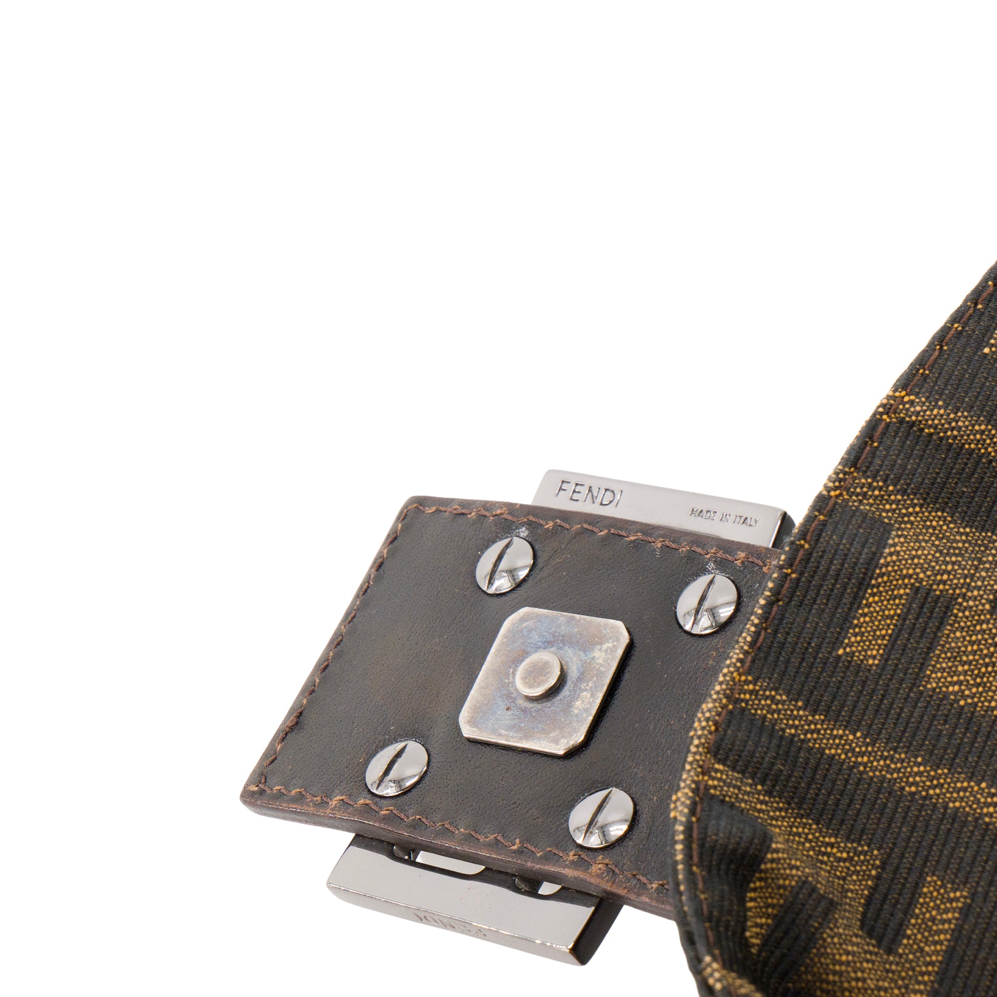 FENDI - Sac à épaule Baguette Fendi en toile jacquard FF zucca marron et noire vintage