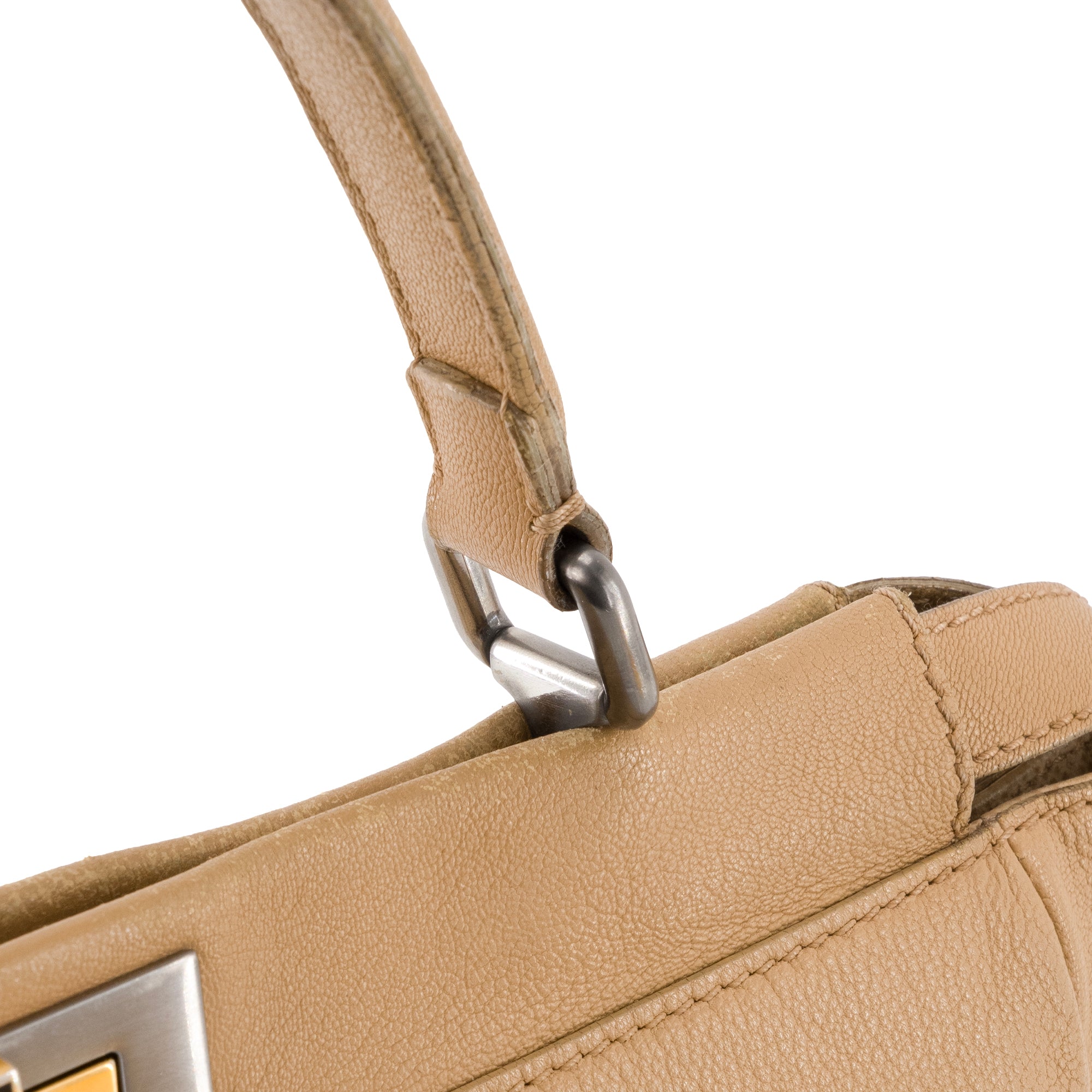 FENDI - Sac à main Peekaboo Fendi en cuir grainé beige vintage