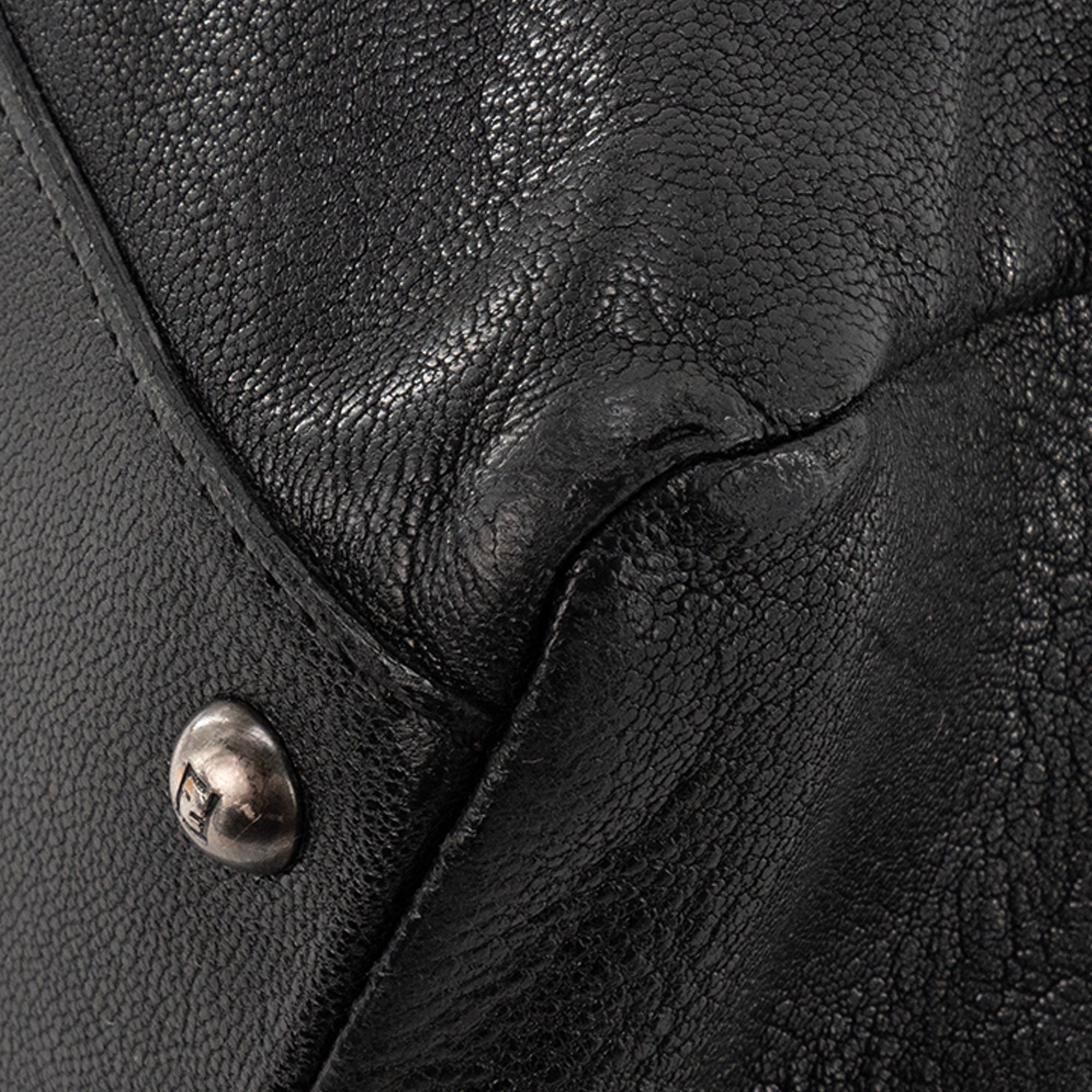 FENDI - Sac à main Peekaboo Fendi en cuir grainé noir