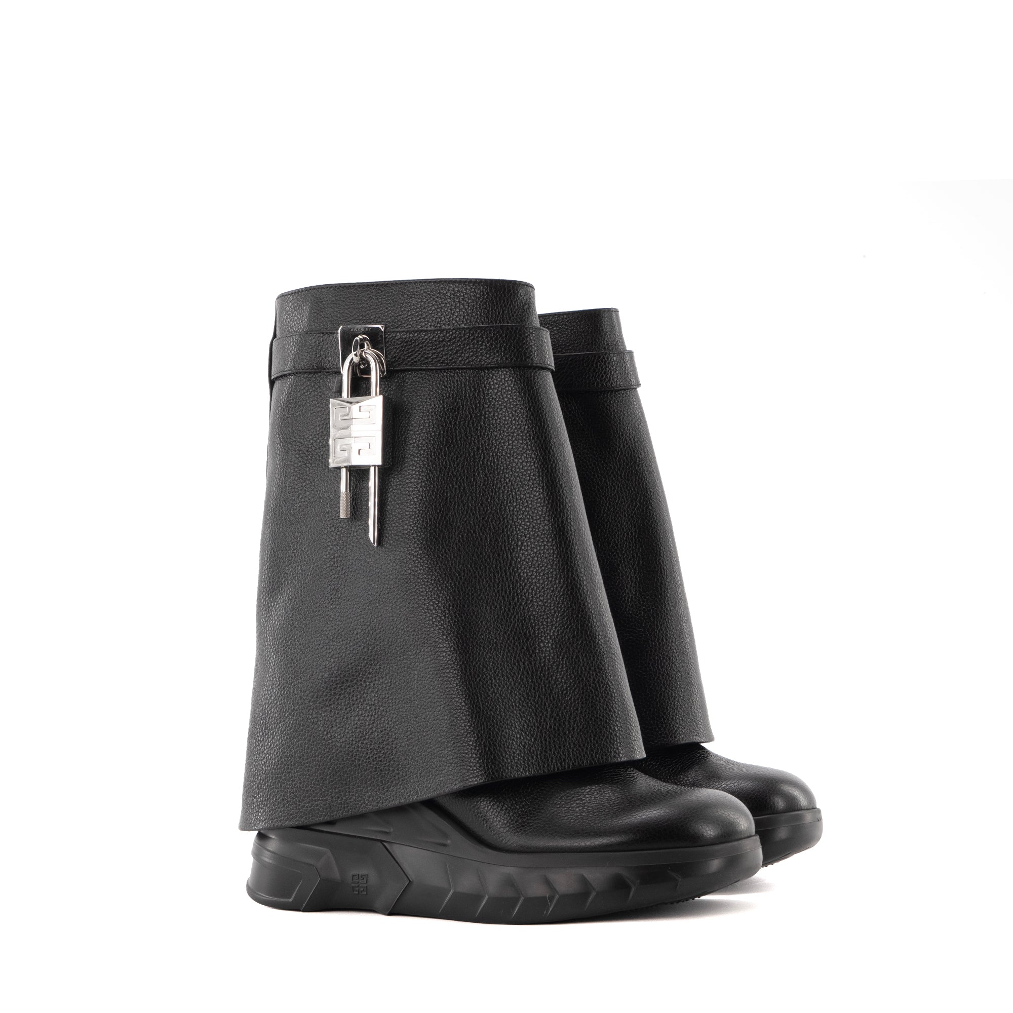GIVENCHY - Bottes Shark Lock Biker Givenchy en cuir grainé noir (T39)