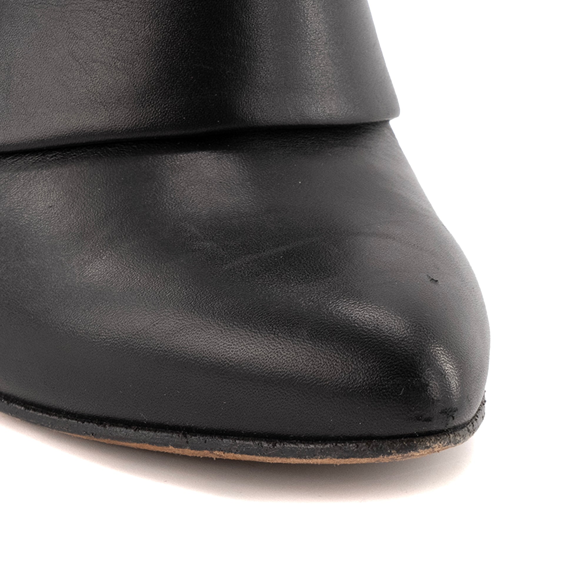 GIVENCHY - Bottines Shark Givenchy en cuir noir (T37)