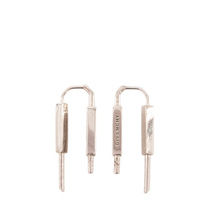 GIVENCHY - Boucles d'oreilles Shark Givenchy en métal argent