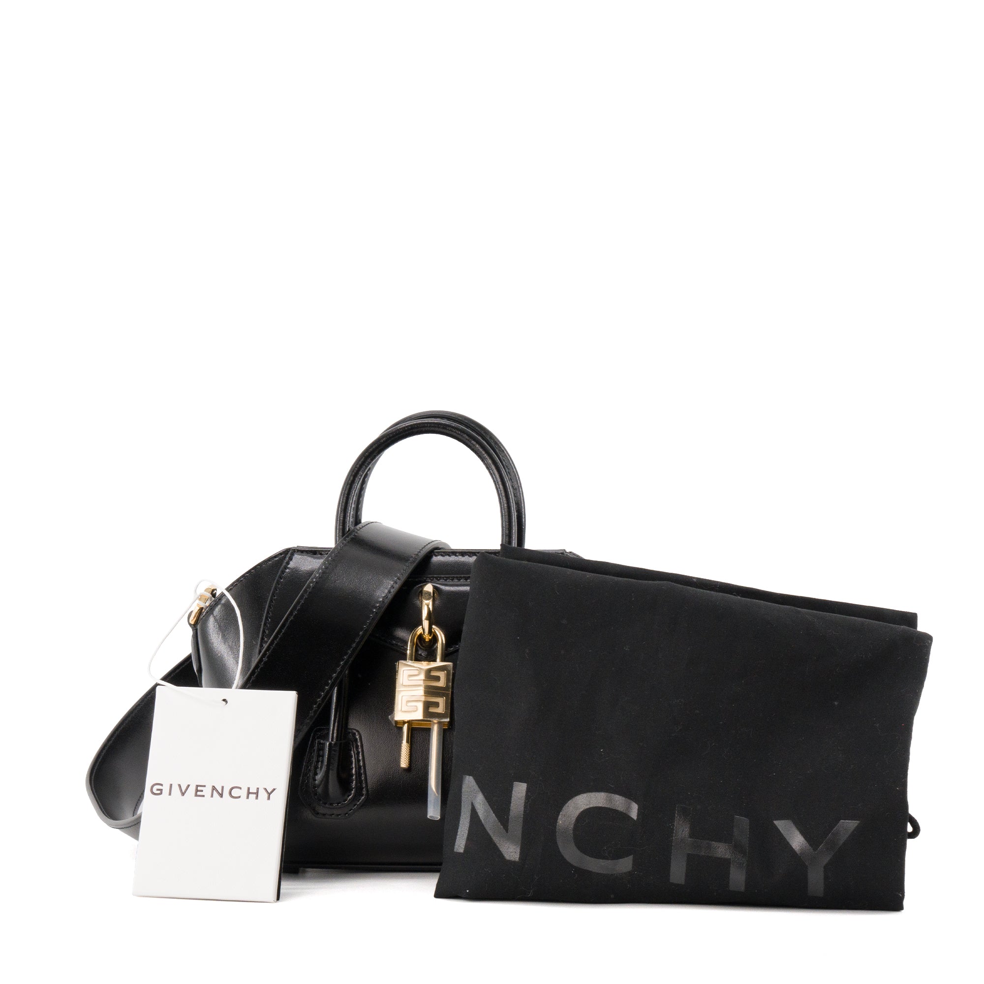 GIVENCHY - Sac à bandoulière Antigona Lock Givenchy en cuir lisse noir