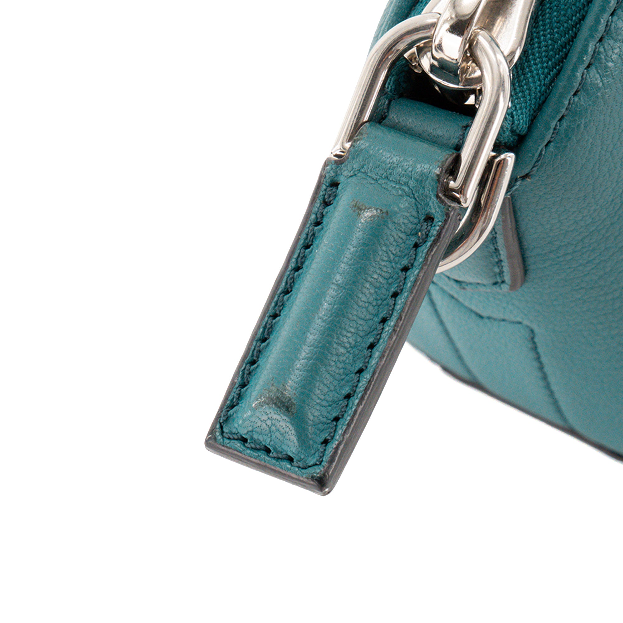 GIVENCHY - Sac à bandoulière Antigona Nano Givenchy en cuir grainé bleu canard