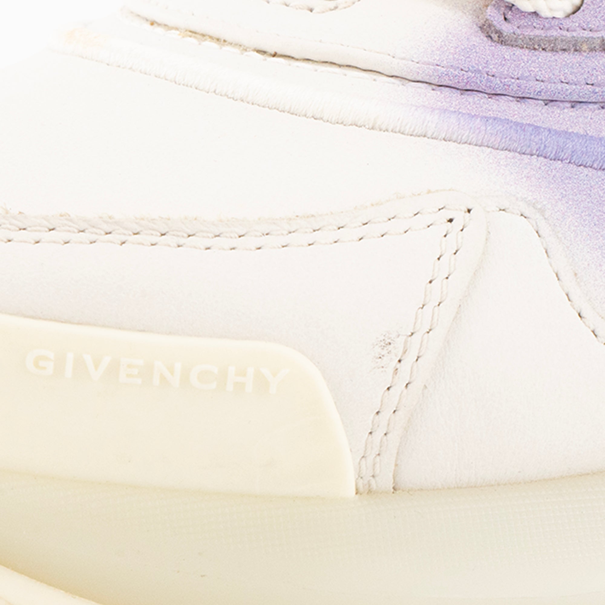 GIVENCHY - Sneakers Spectre Givenchy en cuir blanc et violet édition limitée (T37)