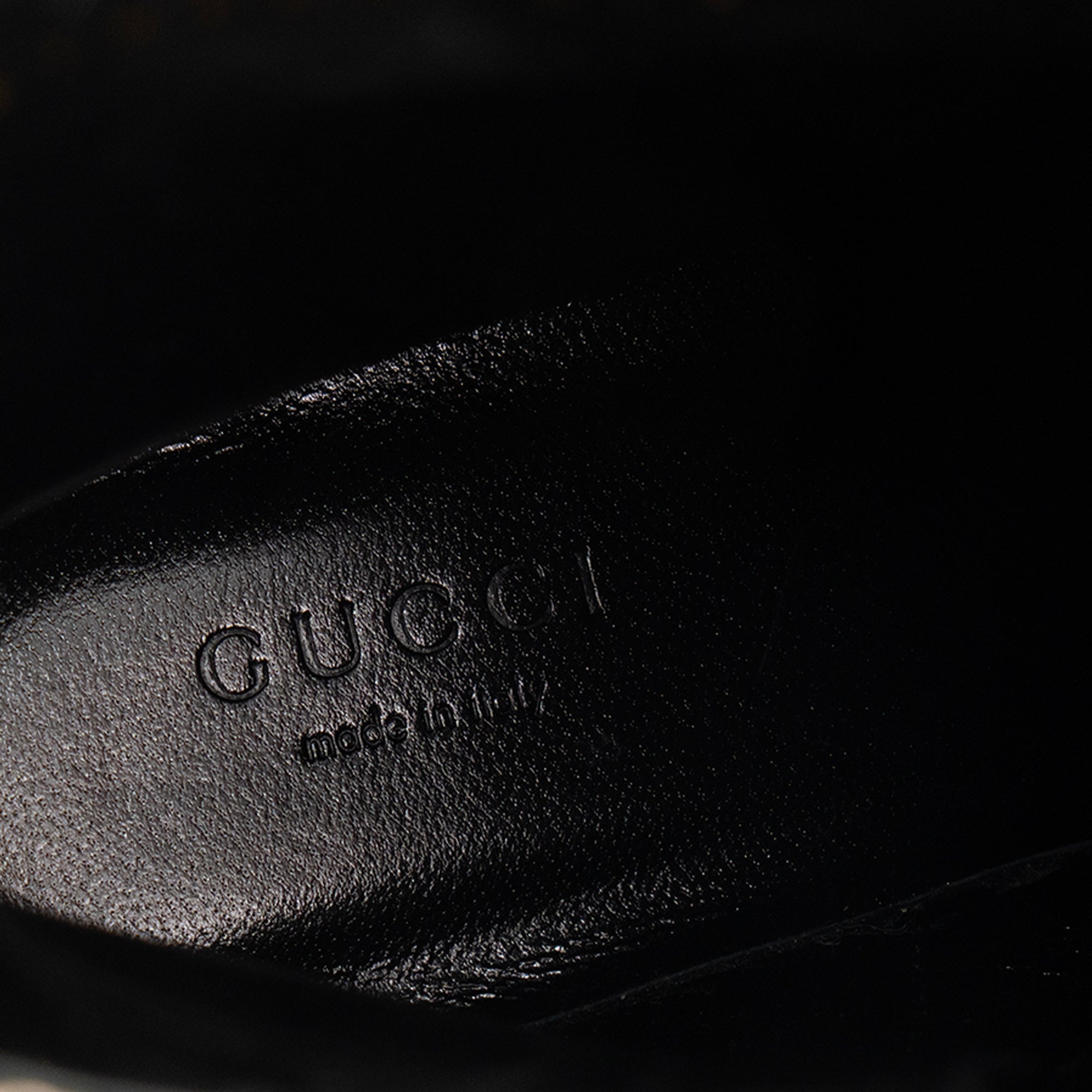 GUCCI - Gucci GG Marmont ankle boots in brown monogram canvas and smooth black leather (Size 37.5)