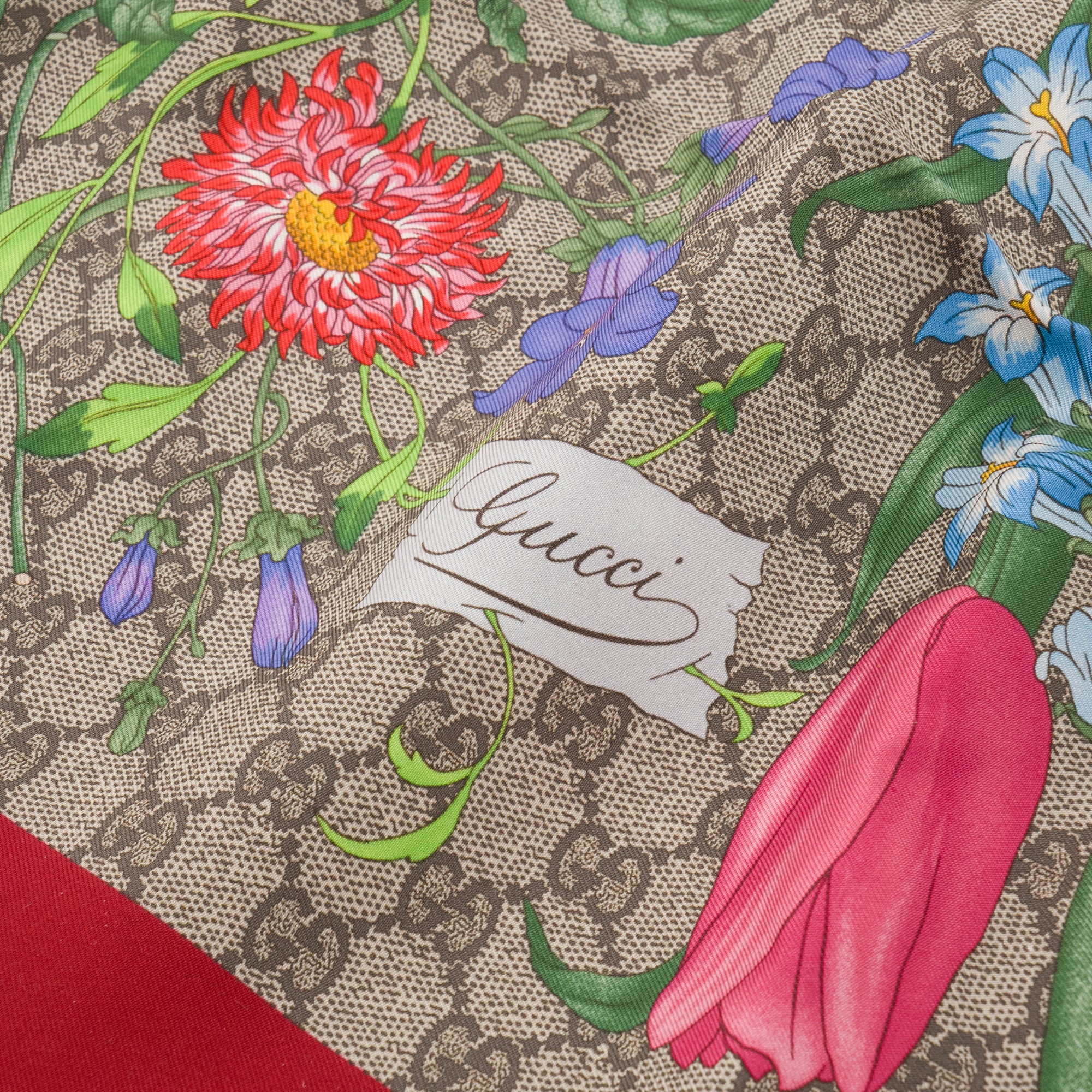 GUCCI - Carré 90 Flora Gucci en soie multicolore