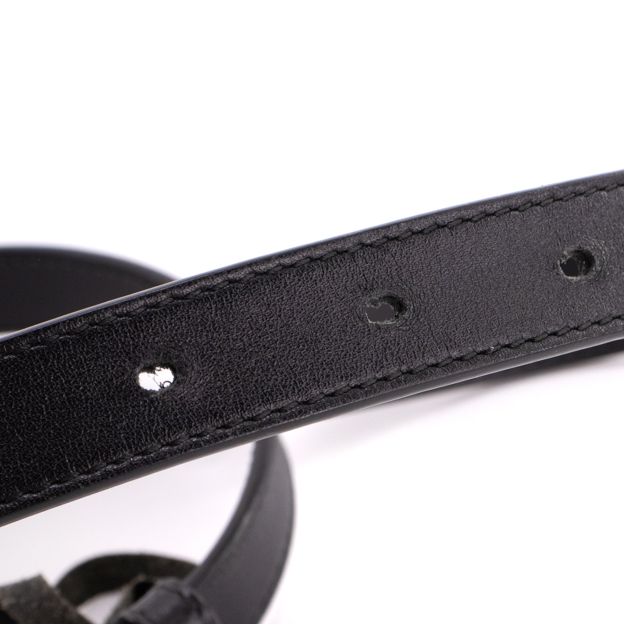 GUCCI - Ceinture GG Marmont fine Gucci en cuir noir (T70)