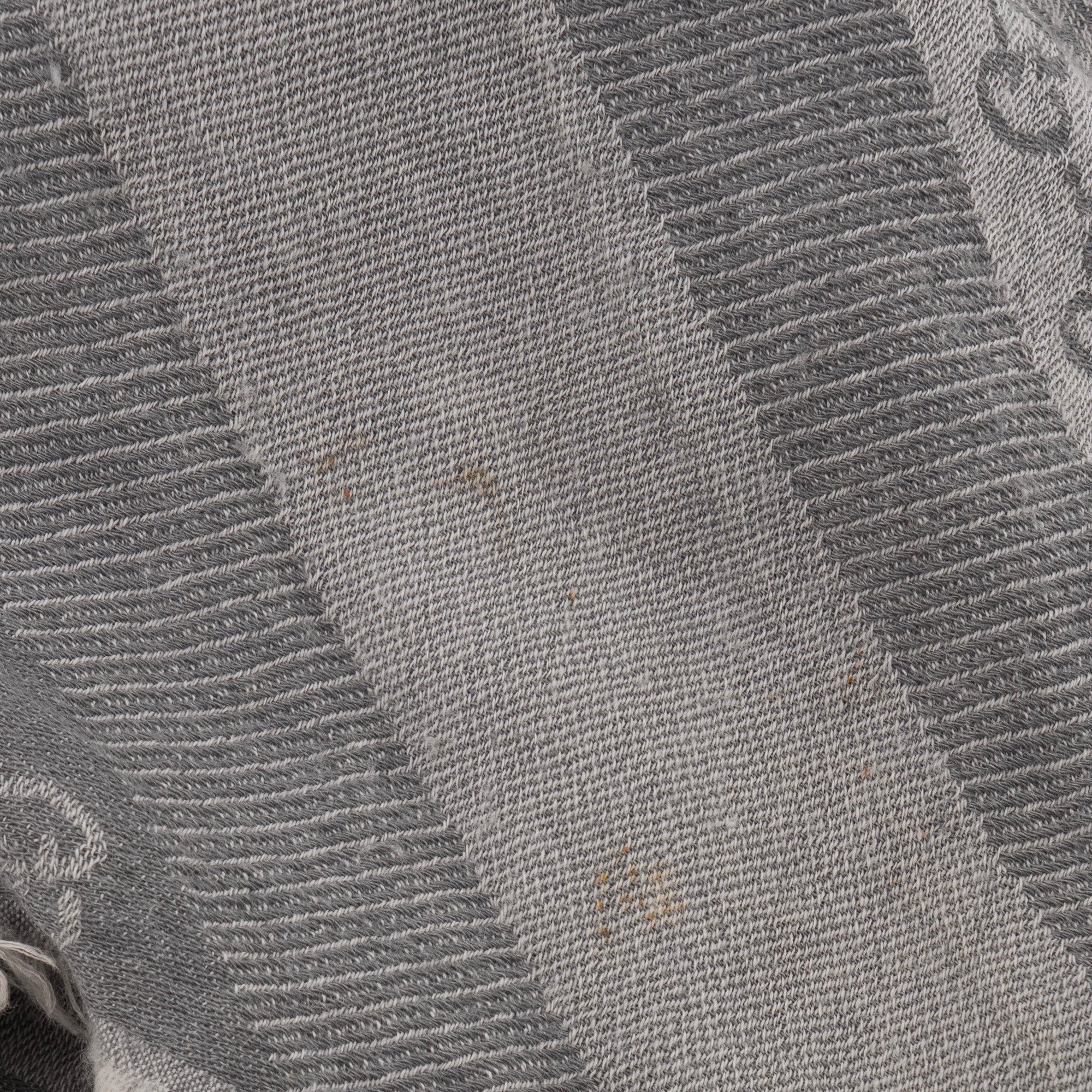 GUCCI - Châle Gucci en laine monogrammée grise