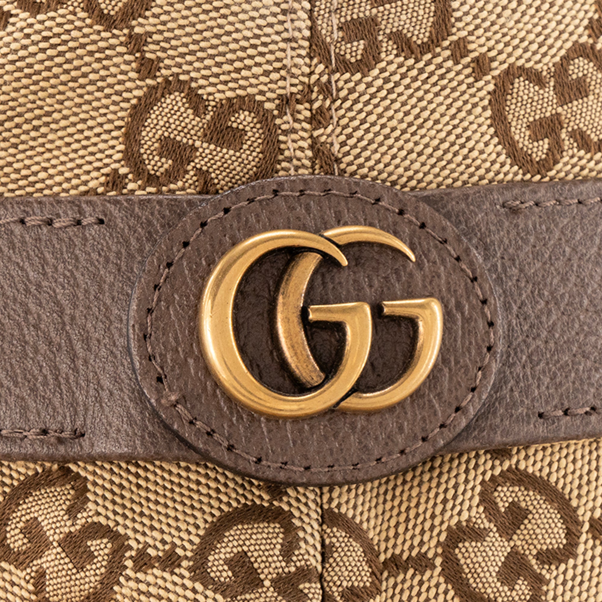 GUCCI - Chapeau Fedora Gucci en toile monogrammée beige et cuir grainé marron (M)